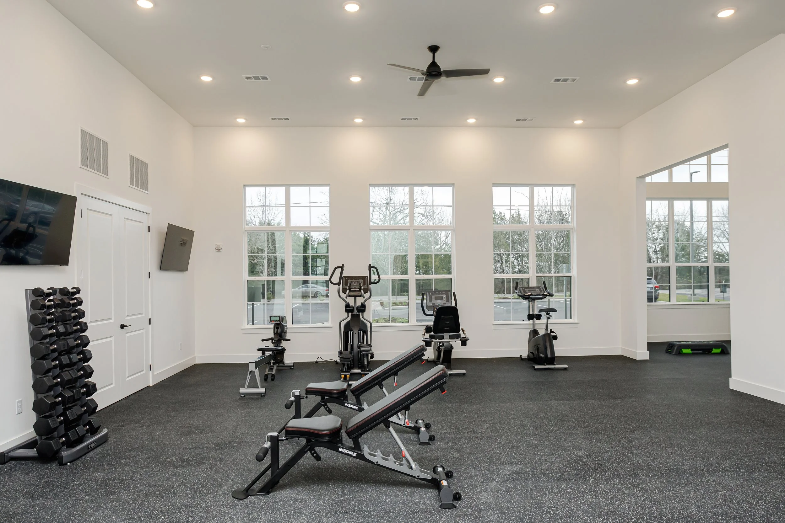 Gallery + Virtual Tours — Hobson Flats Apartments in Nashville, TN