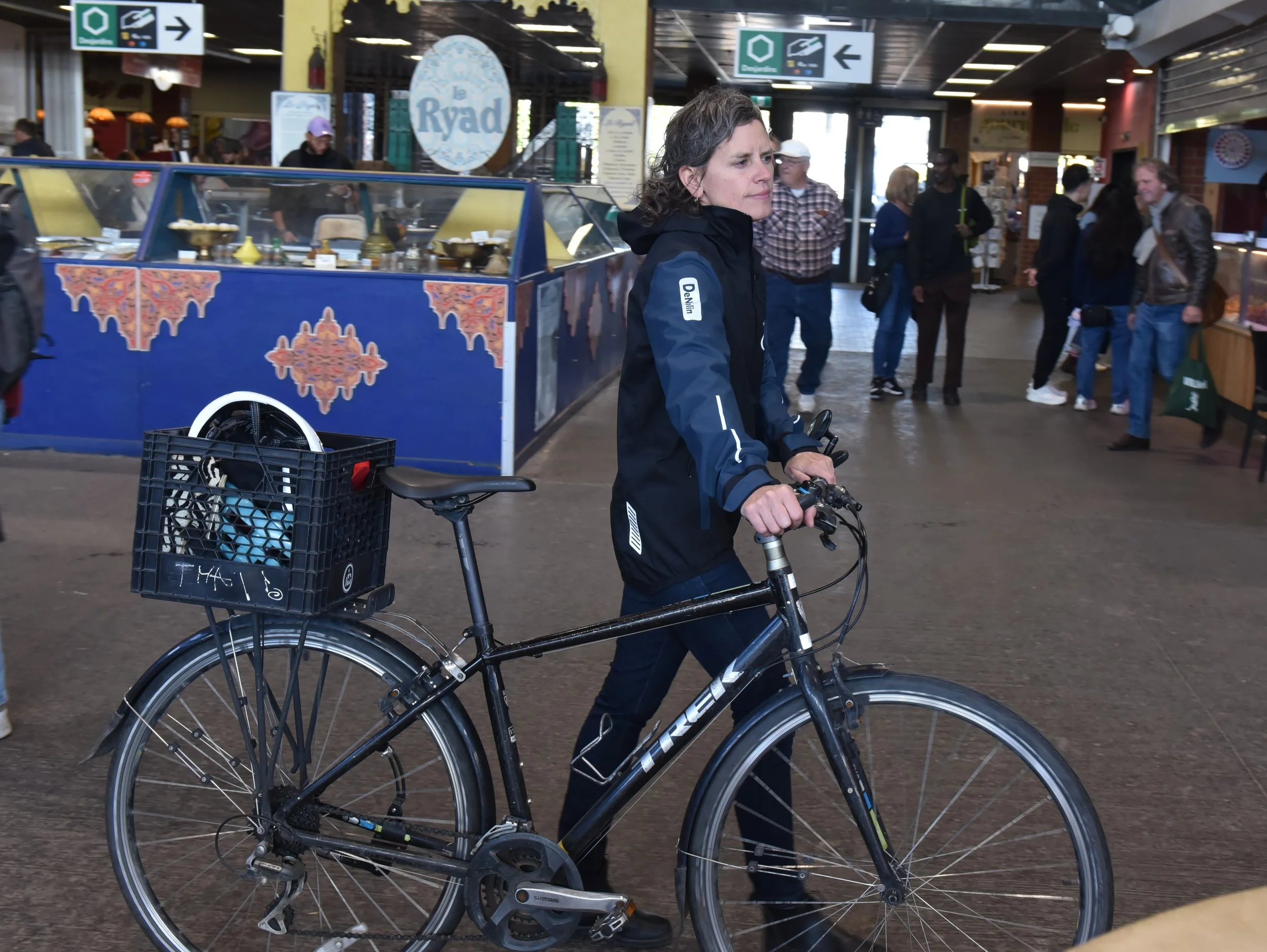 Geneviève veste noir et marine best.JPG