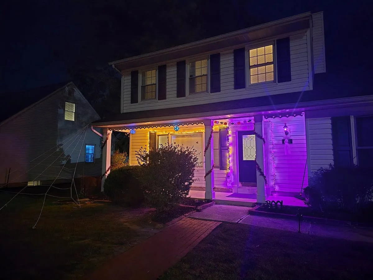 Vote now in the comments for your favorite BOO Basket house! 🎃🏠
And get ready&hellip; we&rsquo;re doing another giveaway soon for the best decorated Christmas houses 🎄✨ Start collecting your holiday gear!
More info is coming soon. Hope everyone ha