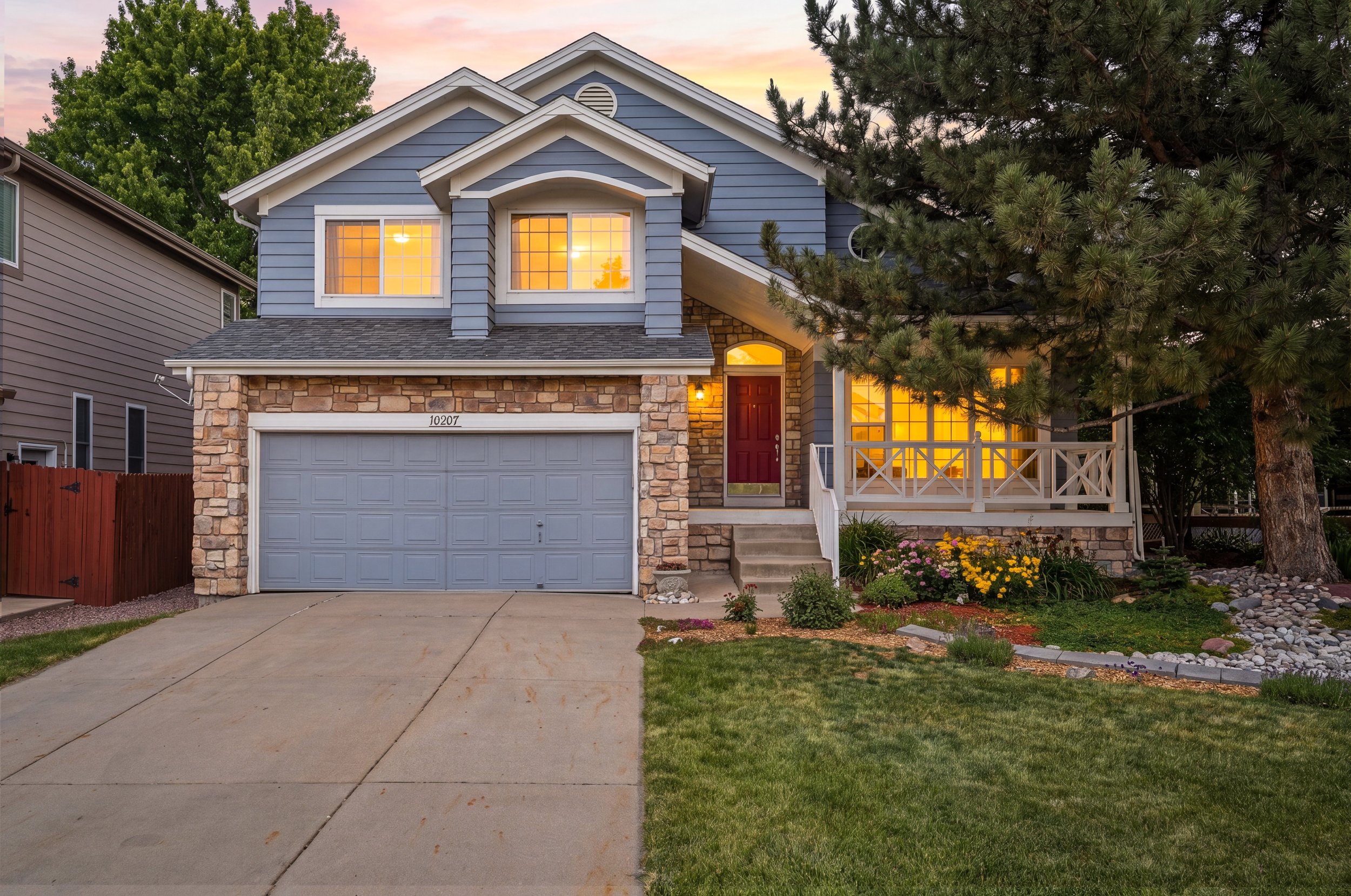 10207 Feldspar Court, Parker