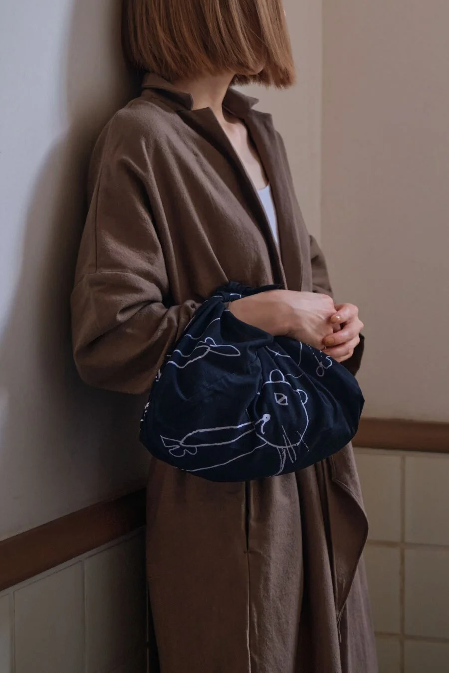 Azuma Bag Jirojiro Black Model.jpg