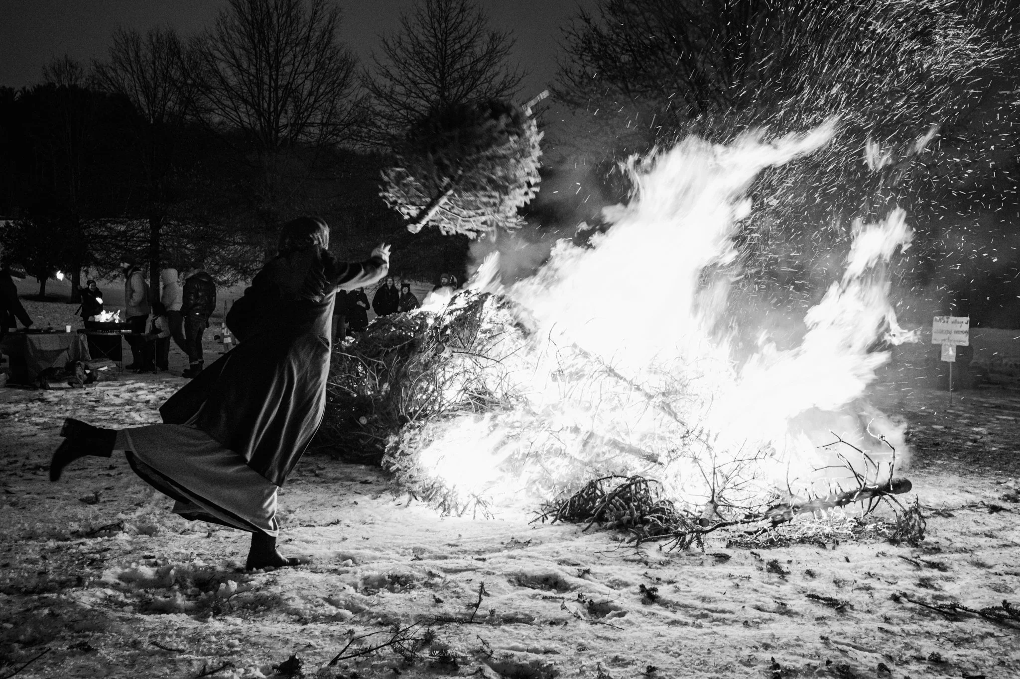 2024VTMontpelierXmasTreeToss.jpg