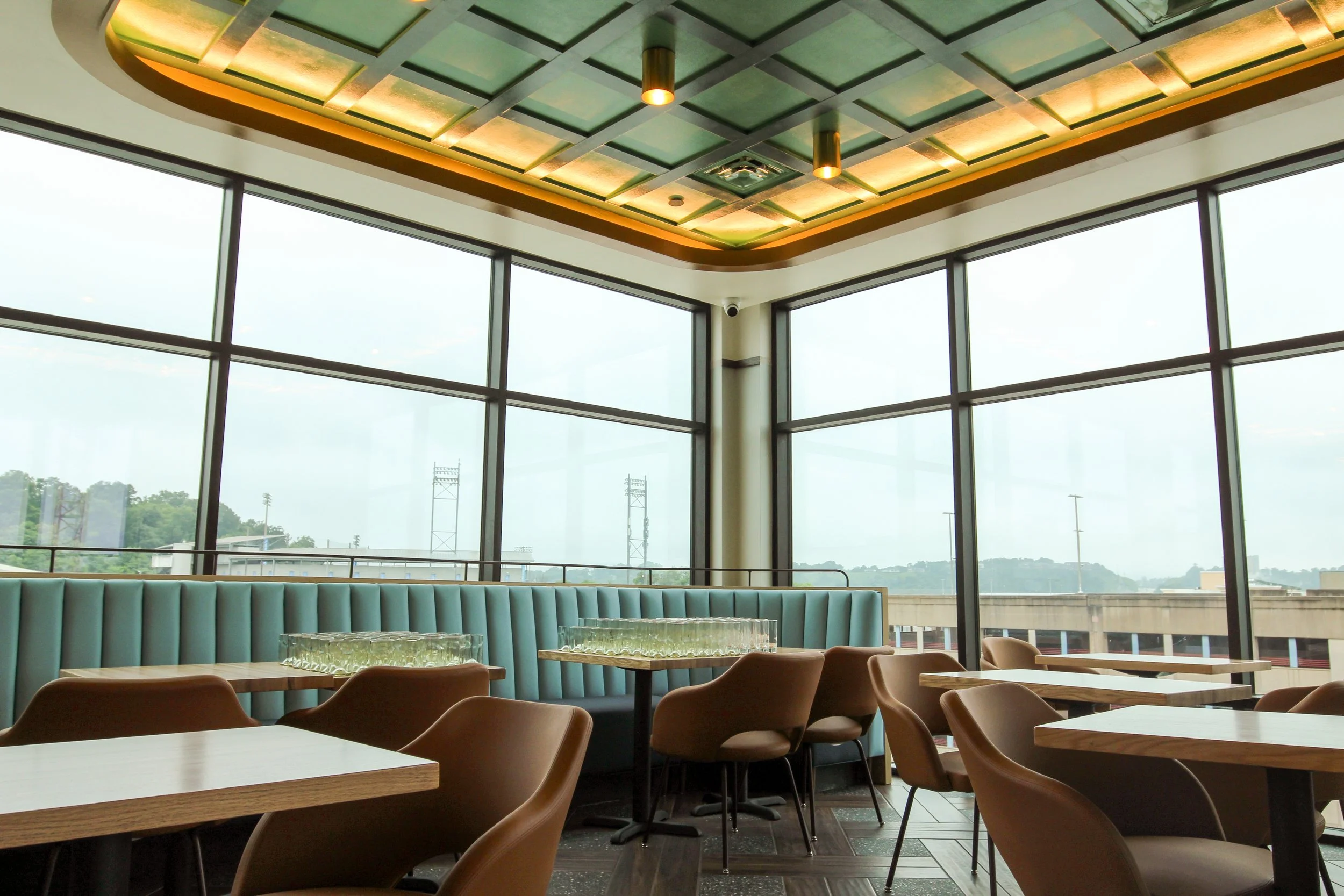 Embassy Suites by Hilton is a 7th floor remodel and renovation by P&C Construction in downtown Chattanooga, TN of their top floor restaurant, kitchen, bar, and outdoor patio, as well as first floor training facilities and more.