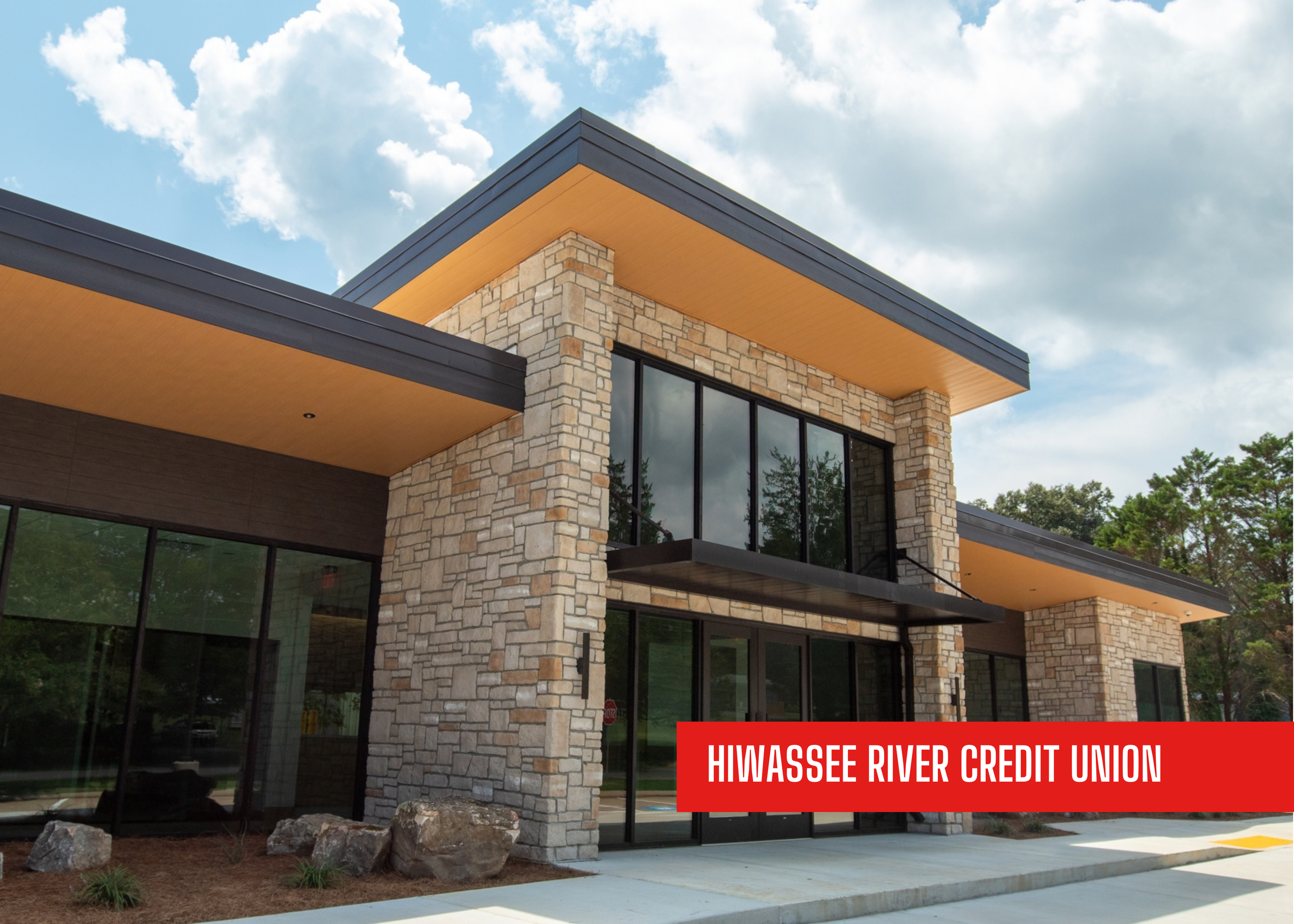 P&C Construction Chattanooga, TN General Contractor and Commercial Contractor working on design-bid-build projects in Southeast United States. OMC Hiwassee River Credit Union built by P&C Construction Inc. in Charleston, TN. Financial Industry constr