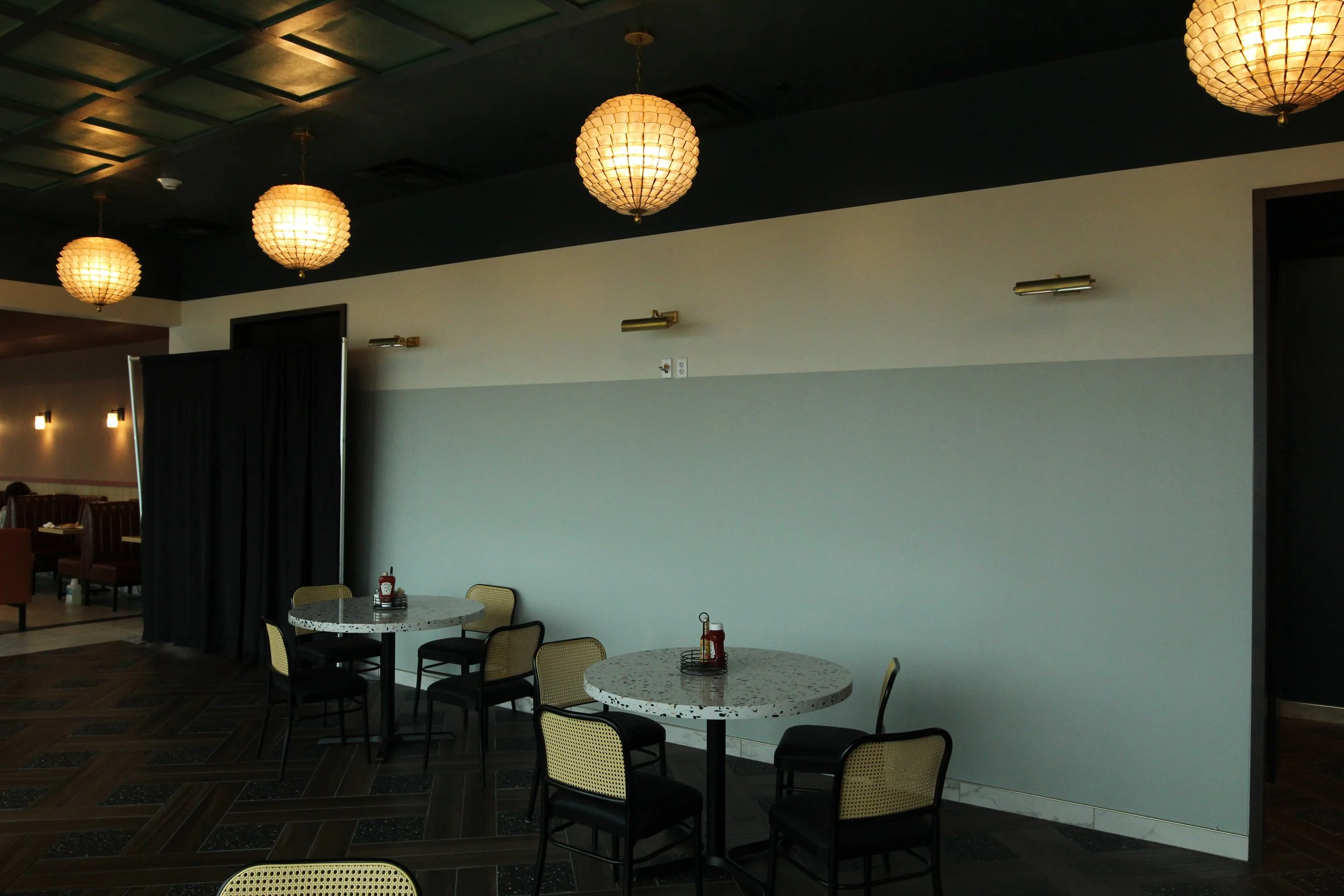 Embassy Suites by Hilton is a 7th floor remodel and renovation by P&C Construction in downtown Chattanooga, TN of their top floor restaurant, kitchen, bar, and outdoor patio, as well as first floor training facilities and more.