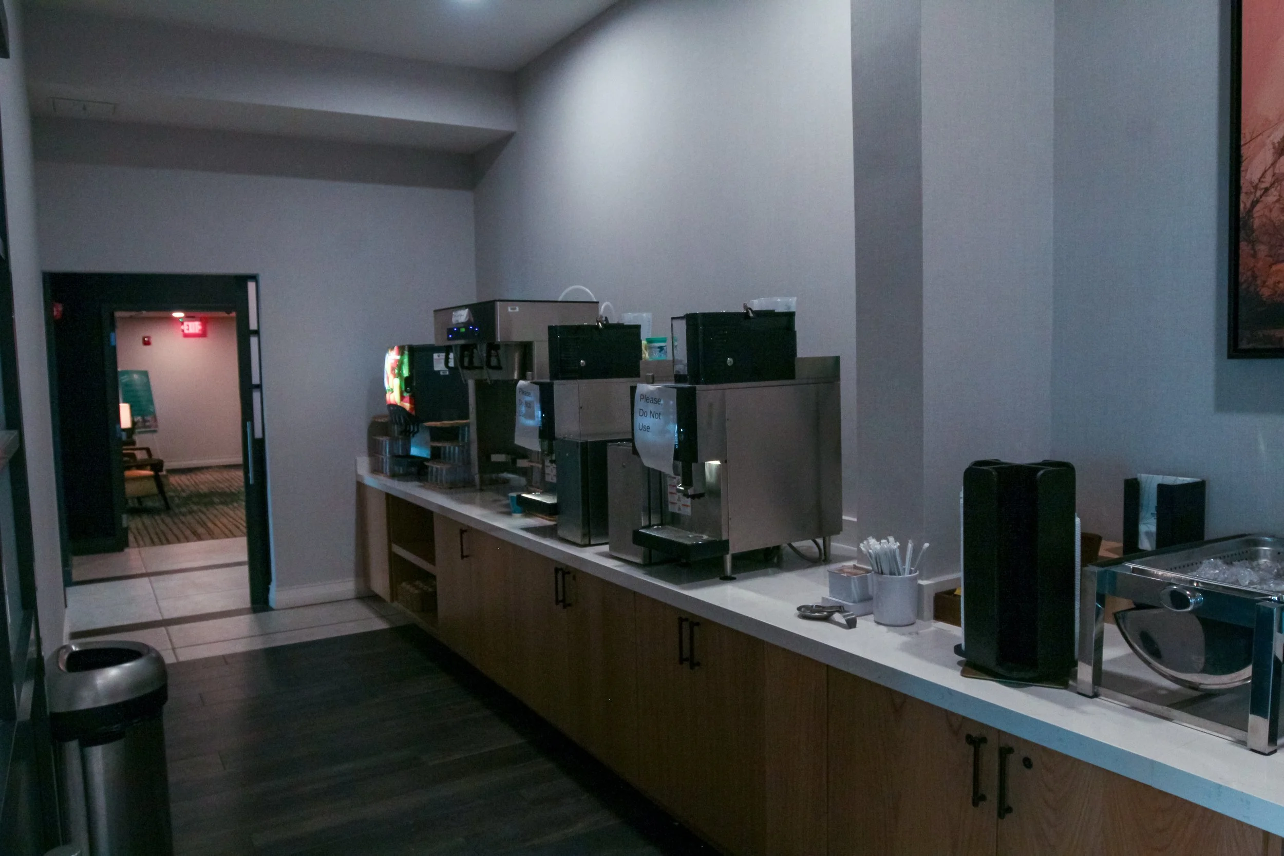 Embassy Suites by Hilton is a 7th floor remodel and renovation by P&C Construction in downtown Chattanooga, TN of their top floor restaurant, kitchen, bar, and outdoor patio, as well as first floor training facilities and more.