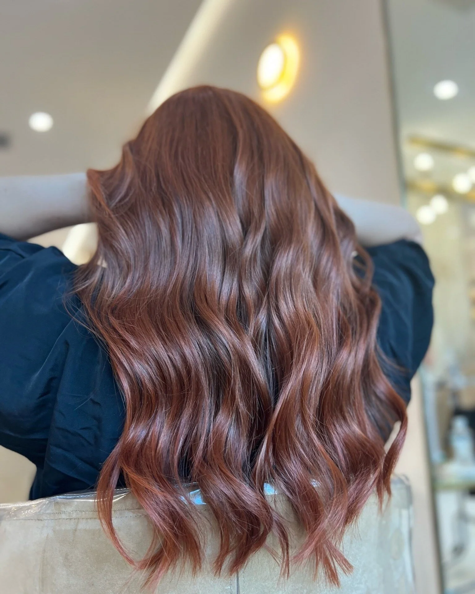 Hair by @gracedbygabs 
.
.
.
.
.
.
.
.
 #florida #moneypiece #brunette #delray #blondesolutions #bocaraton #bronde #balyage #rootshadow #redhair #oneshothairawards #blowdry #palmbeach #shorthair