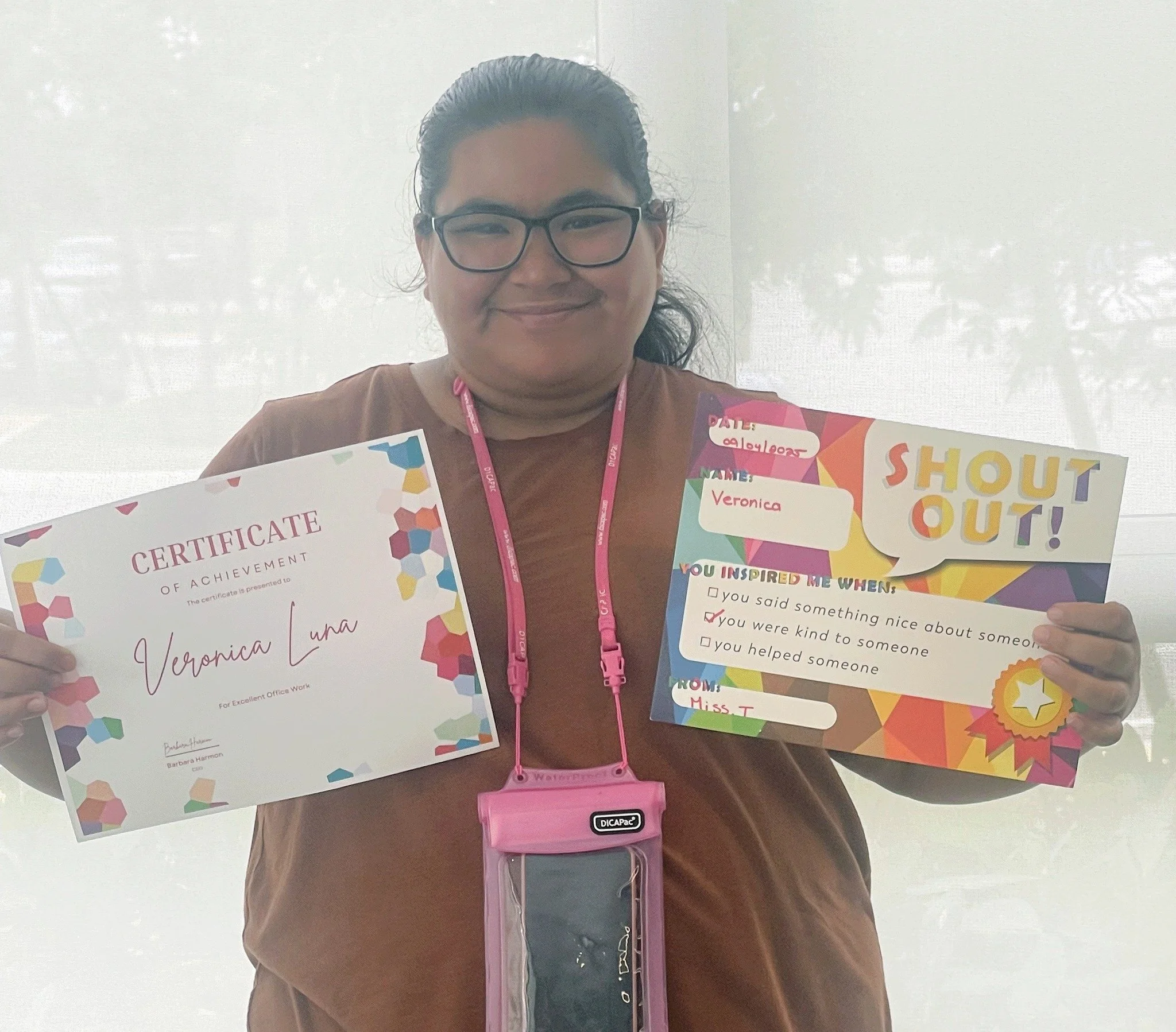 😄🥳Congratulations to two incredible people and wonderful Clubhouse members Veronica and Malcolm!!
They recently completed training at the Clubhouse and we are very proud!

Show them your support in the comments!!&hearts;👣