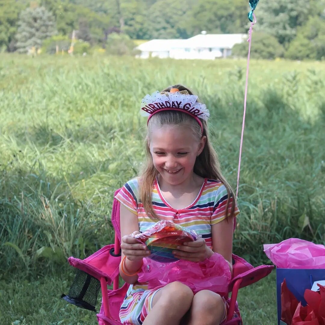 8 years old! Honestly where has the time gone?! Zalera has grown into such an amazing person, and I can't wait to see what the future holds for her! 
&bull;
&bull;
&bull;
#birthdaygirl
#daughtersarethebest
#sillygoose
#mybaby