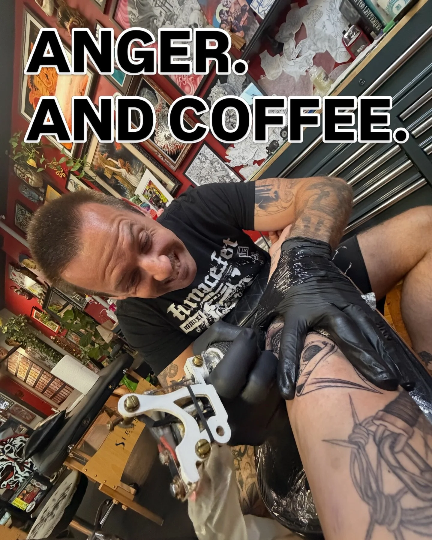Rippin tattz with my trusty @midtownmachineco shader. Punches it in reeeeal good. WOW!! Why do my teeth look like they were designed by @toddmcfarlane in this photo???