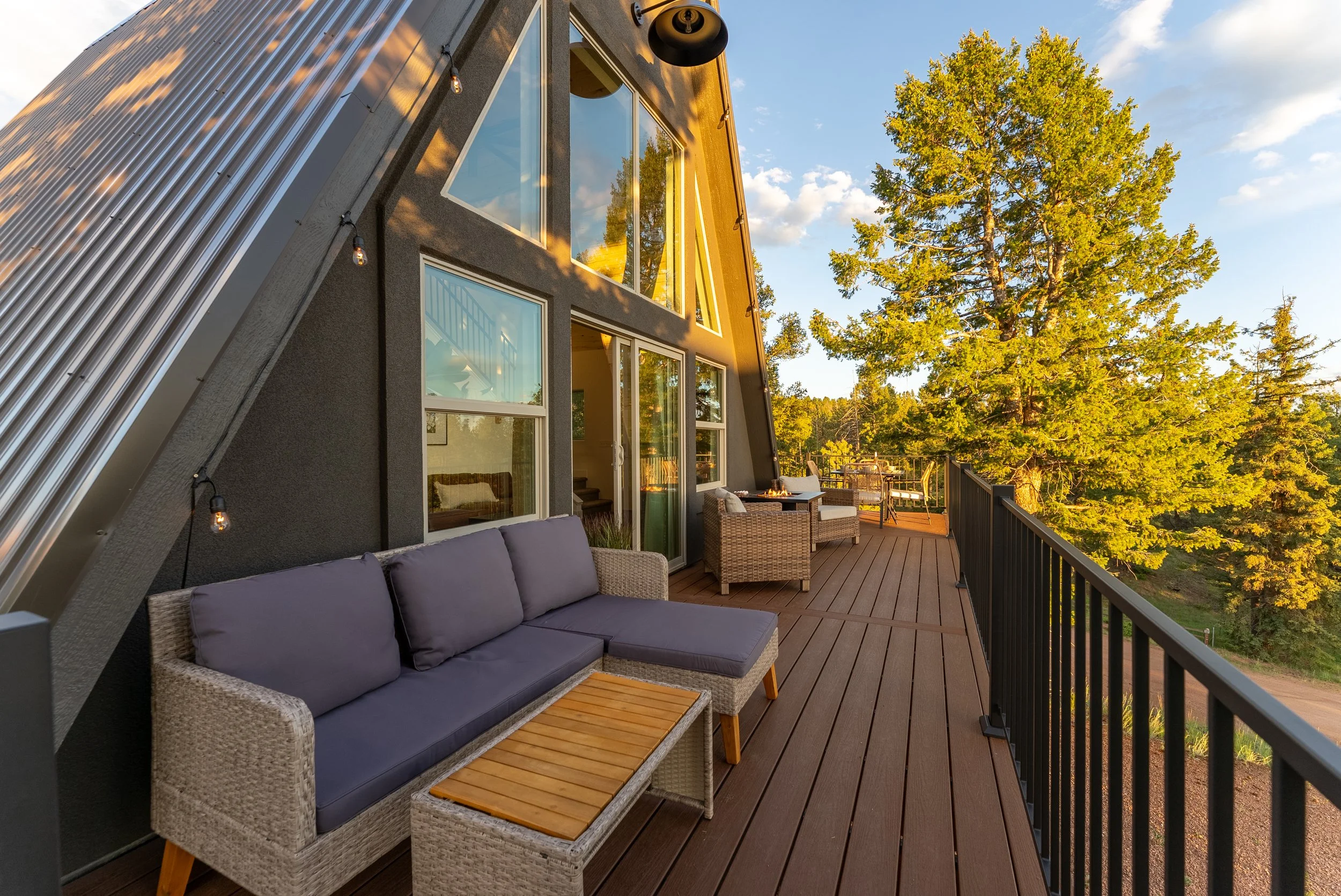 Back deck overlooking the mountains in Teller County