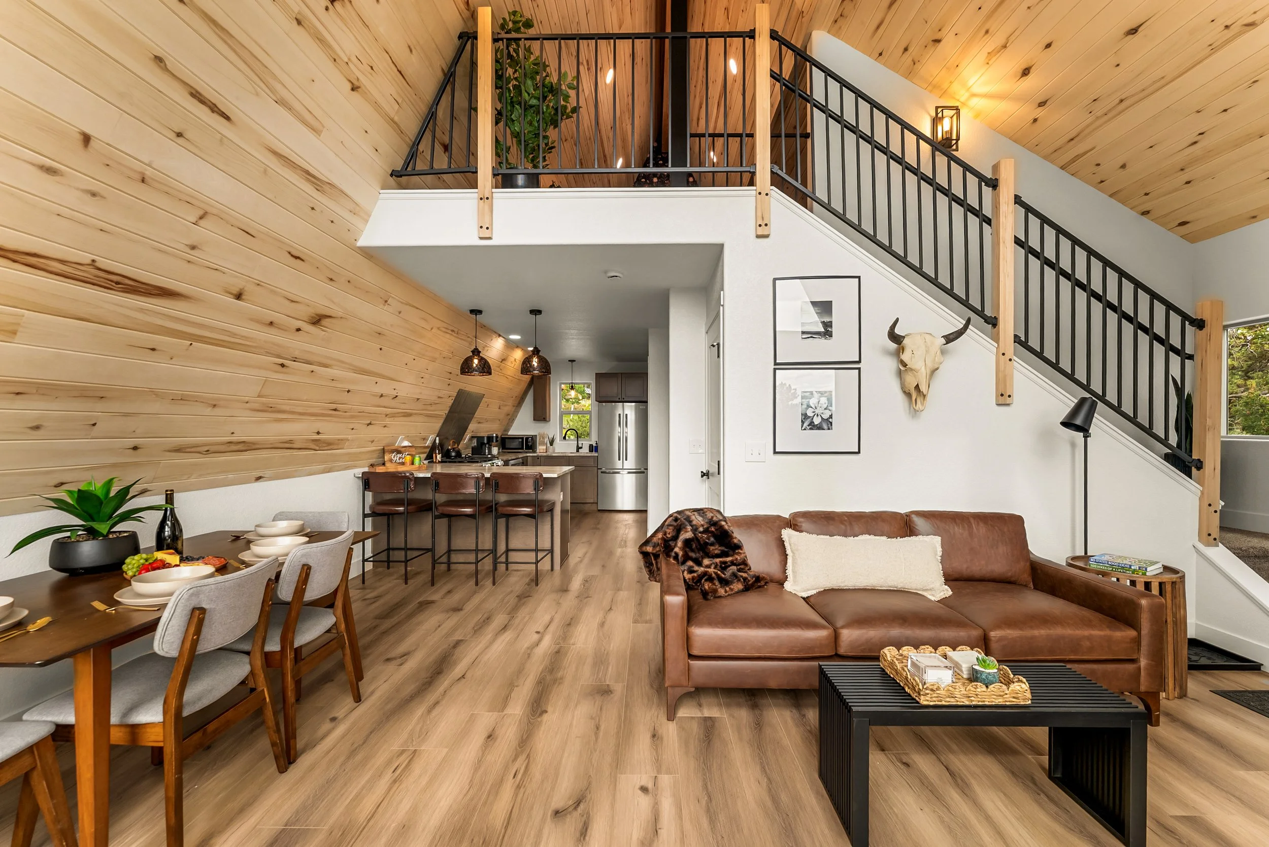 Living room space to make you feel at home in the mountains