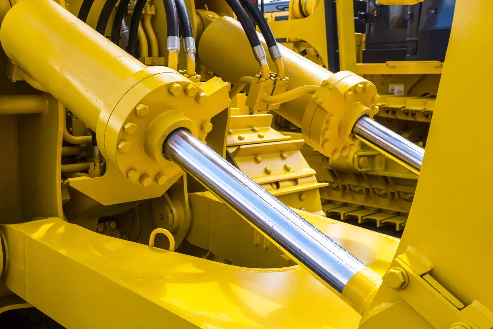 Breakthrough Industrial Solutions services and repairs hydraulics and hydraulic machines