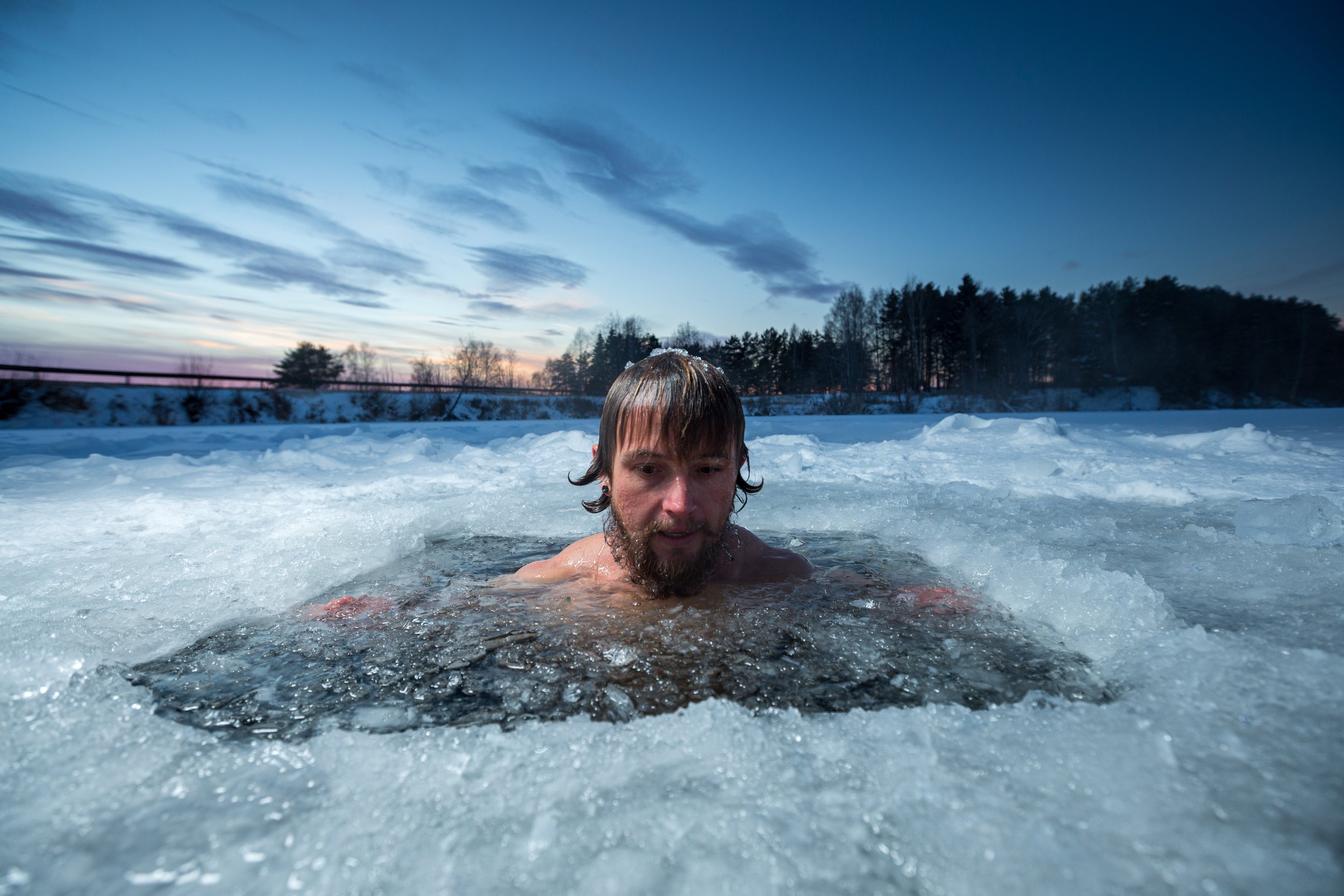 How To Do A Cold Plunge The Wim Hof Way — Midwest BioHealth-Dr. John  Jonson, DDS