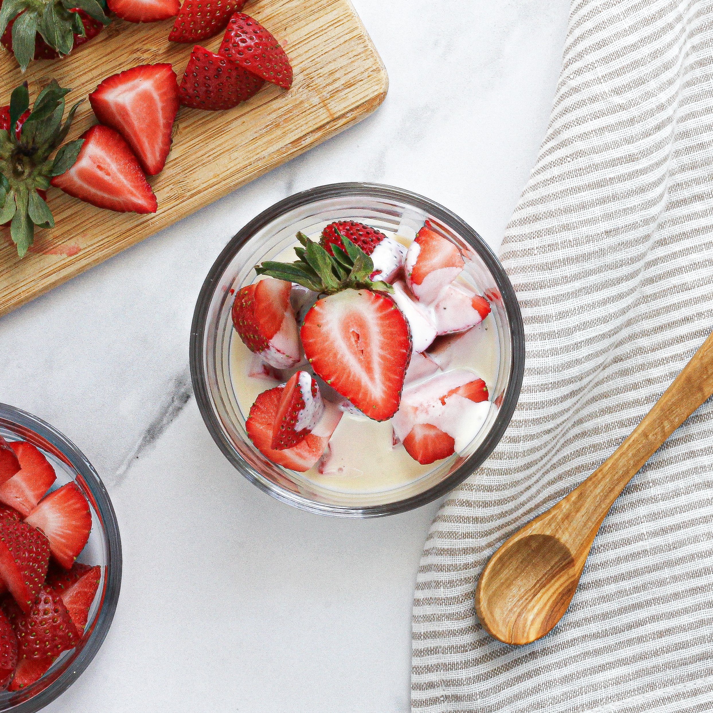 Sonia’s Fresas Con Crema