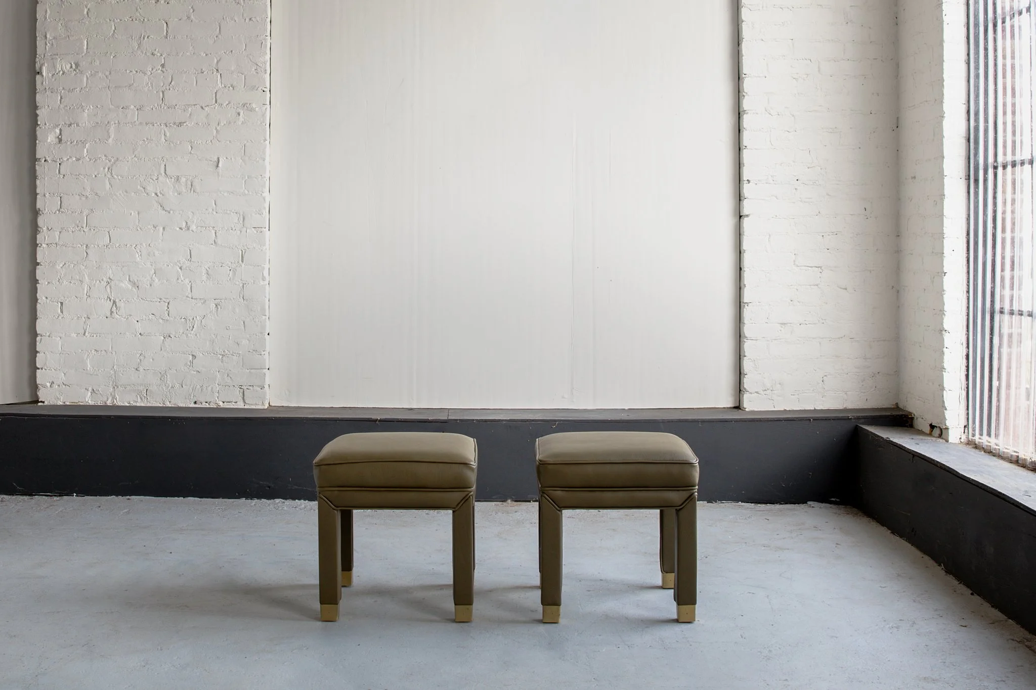 TPARKER-BUZZETTA-FURNITURE2095 1.jpg