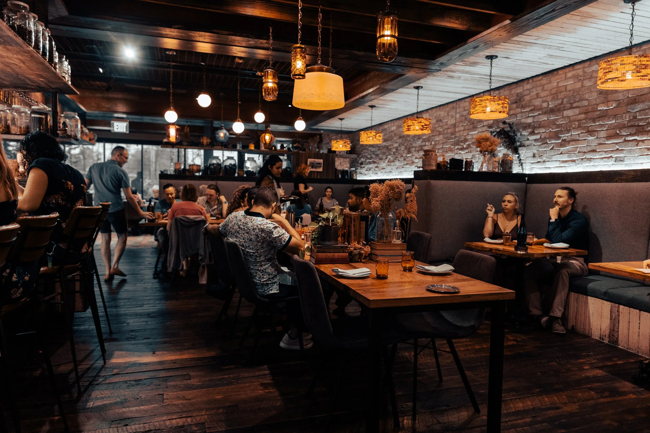 main dining room ambiance