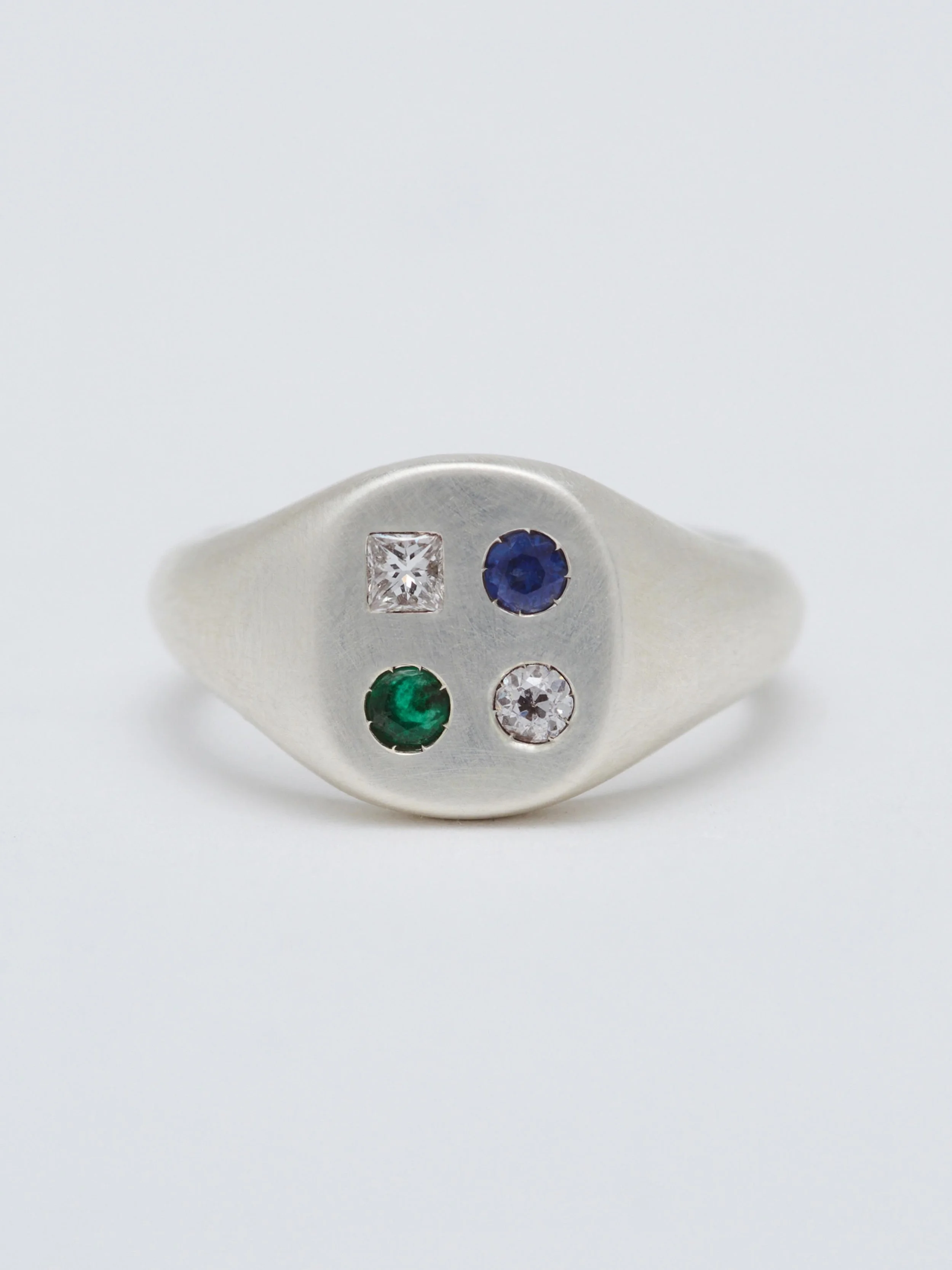 Tess Signet, brushed silver with diamond, sapphire and emerald
A small talisman of colour and light
Online tomorrow