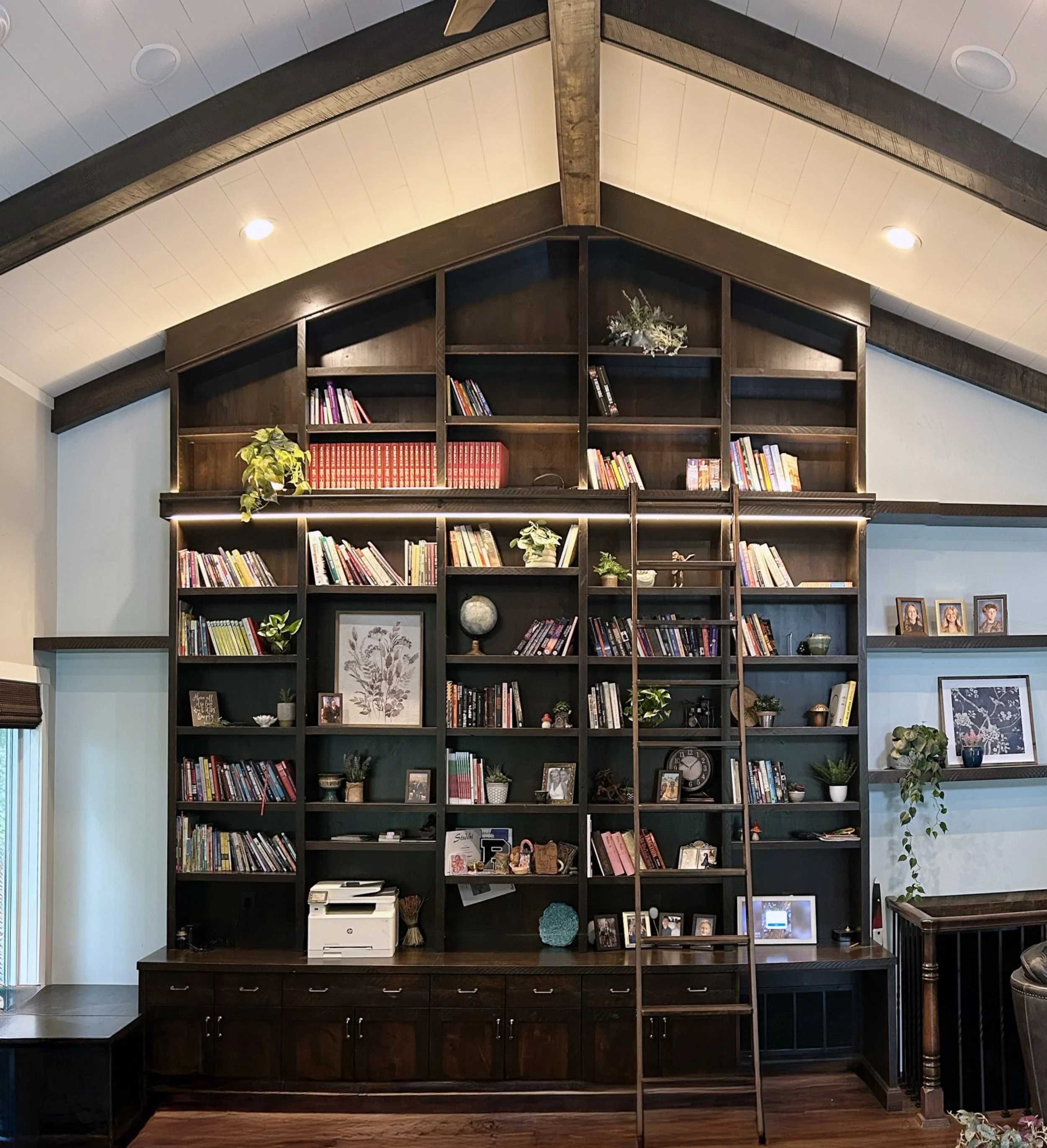 1 Rustic Alder Built_In Bookshelf.jpg