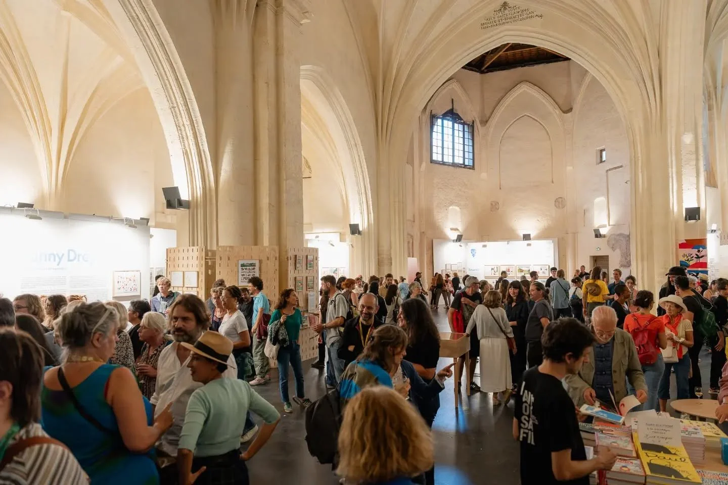 ✨ Retour en images sur le vernissage des expositions de l'Espace Saint-R&eacute;mi &agrave; d&eacute;couvrir jusqu'au 30 septembre !

Il y a d&eacute;j&agrave; deux semaines, nous f&ecirc;tions les 5 expositions avec Emmanuel Lantam, Fanny Dreyer, Va