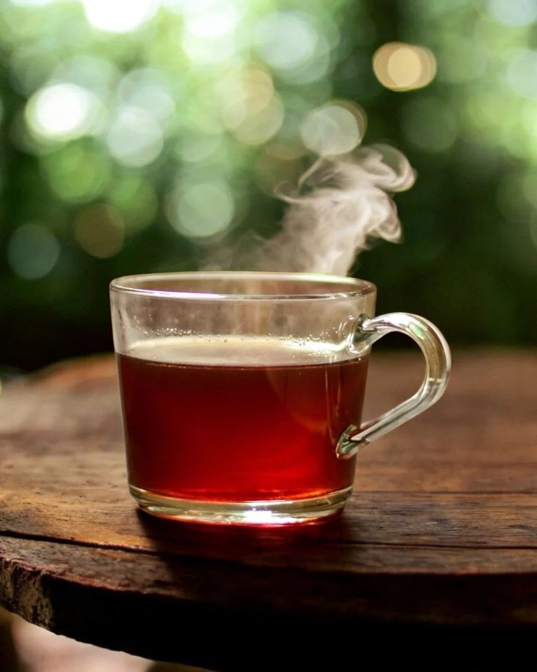 🍄 Meet your new 2026  wellness ritual: Chaga Tea! 🌿

Packed with antioxidants, Chaga helps fight free radicals, supports your immune system, and promotes glowing, healthy skin. Its earthy, rich flavor warms you from the inside out&mdash;perfect for