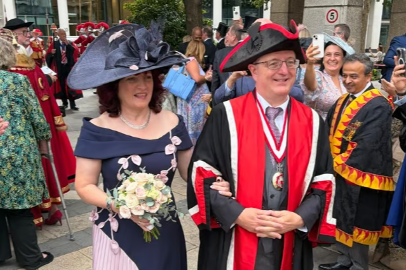 A Wedding Steeped in City Tradition for Chris Bicknell (EG 1981)&nbsp;