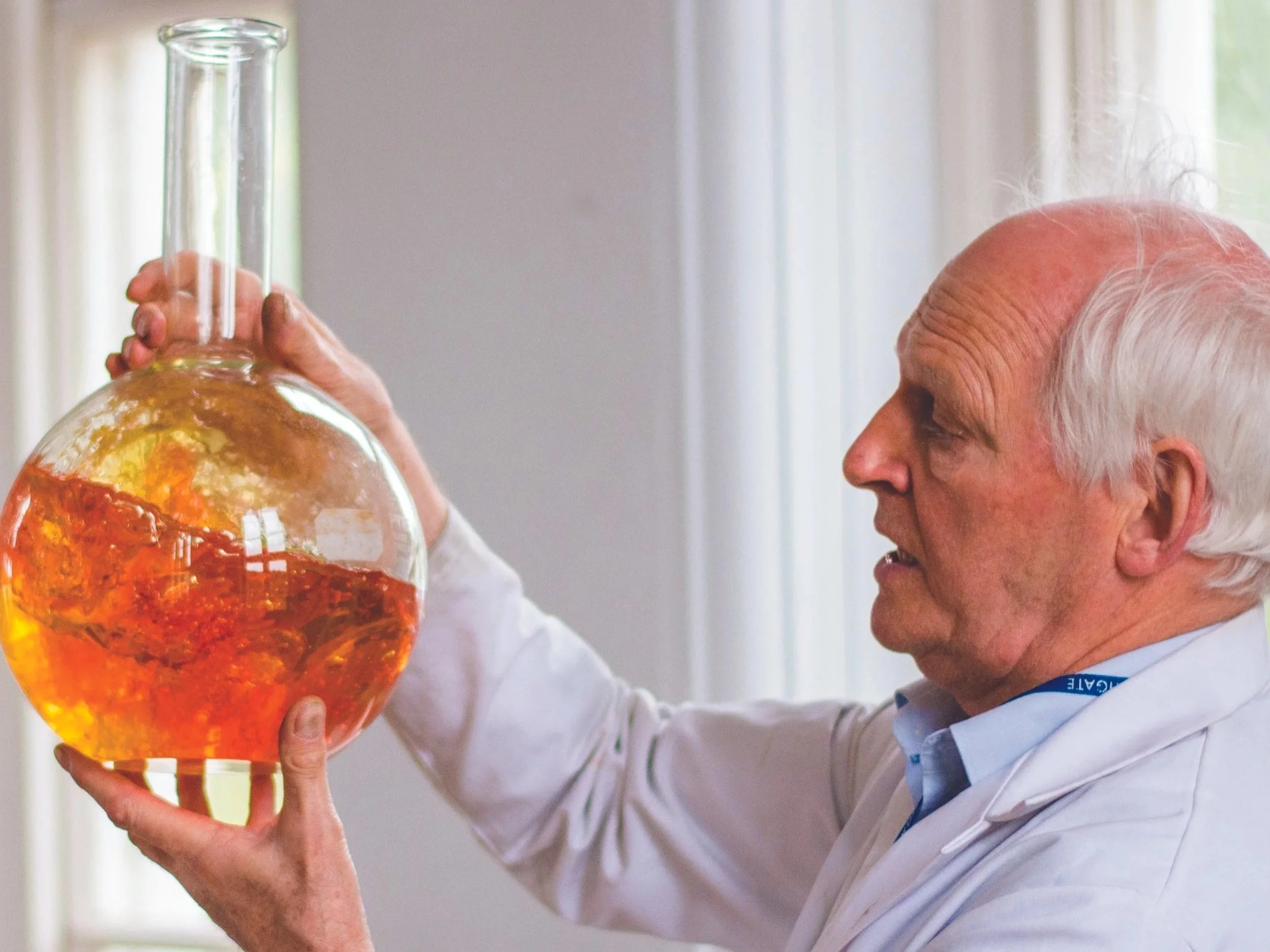 Dr Szydlo Honoured by UCL and Returns to the Royal Institution