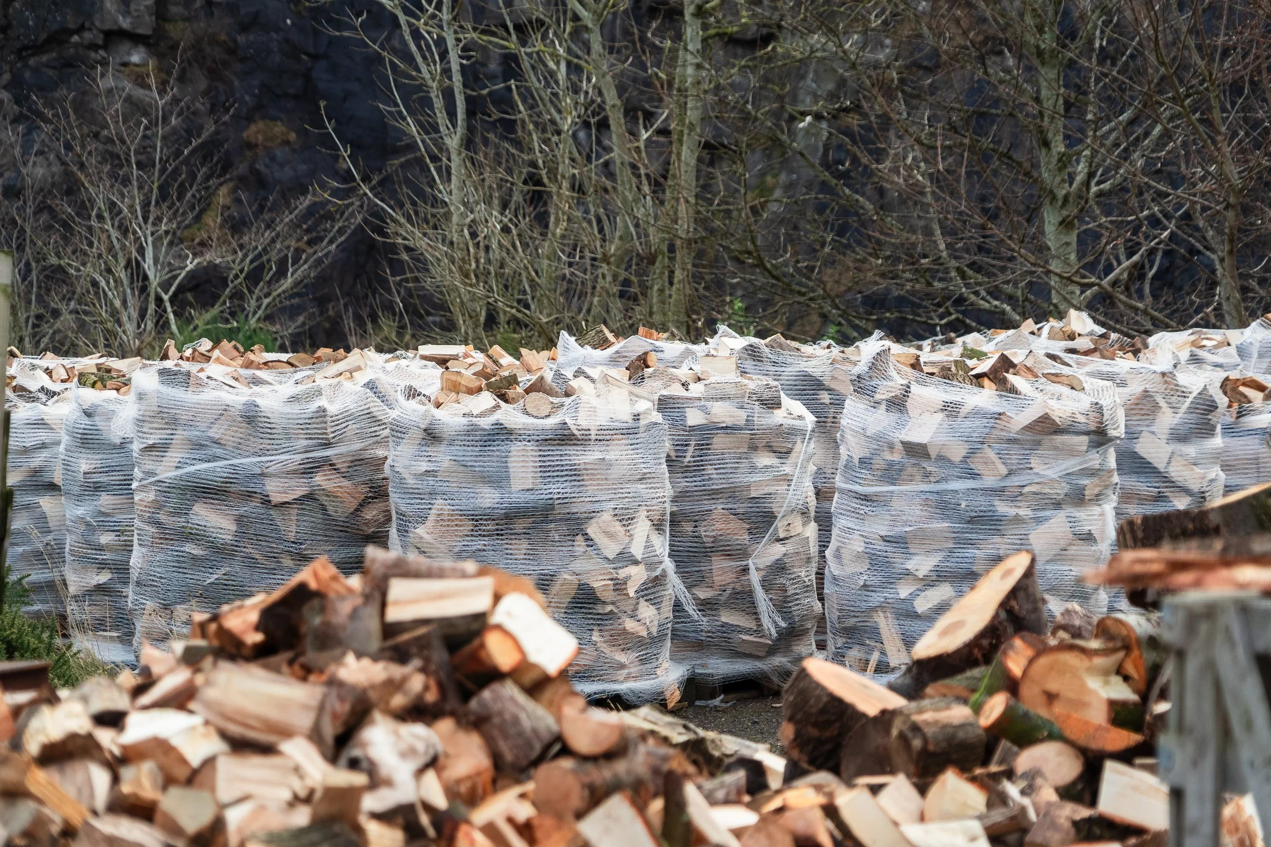 3 cubic meters of loose seasoned hardwood (equivalent to 80 bags)