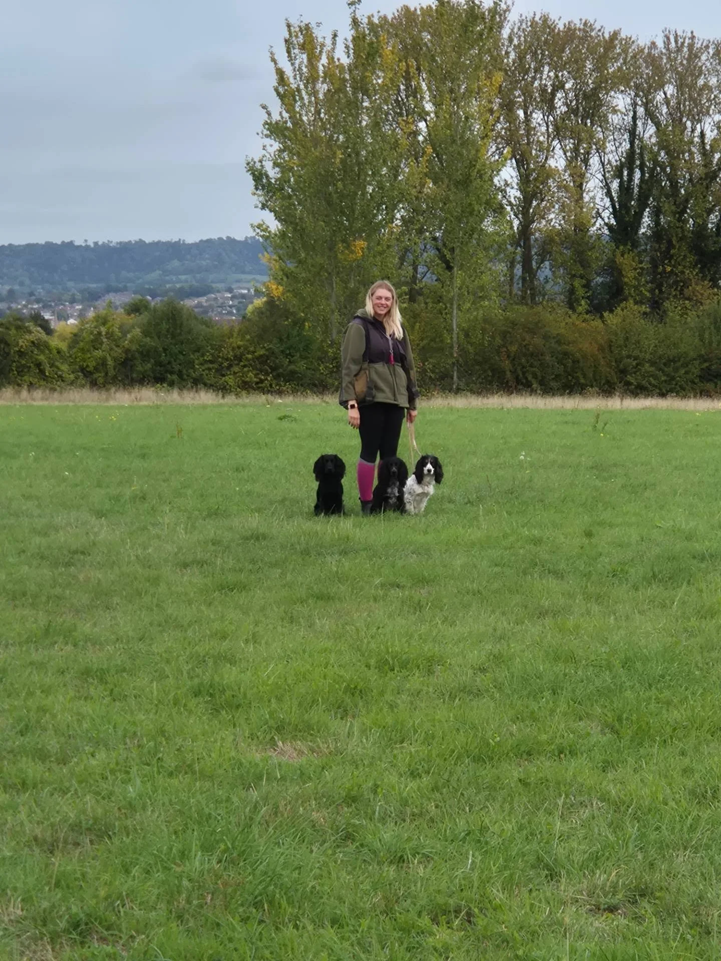 Bonnie, Ava, and Fern 

Mini simulated drive fun

#cockerspanielsofinstagram #cockerspanieltraining