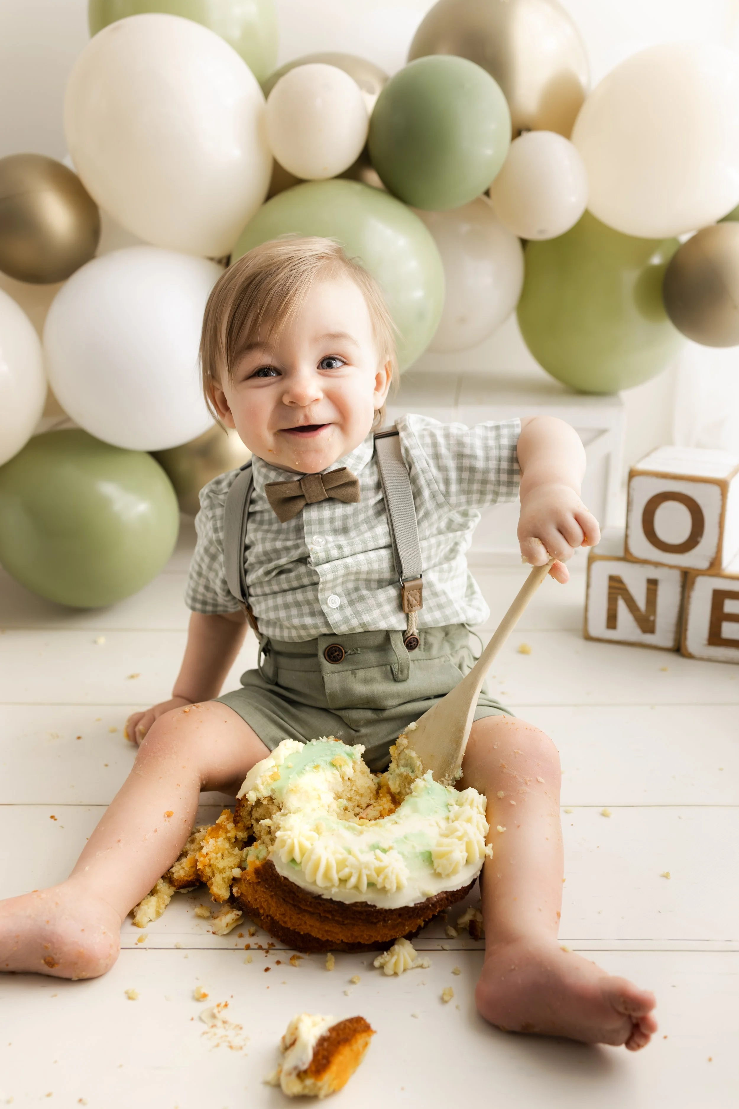 cake smash photography sessions halifax west yorkshire