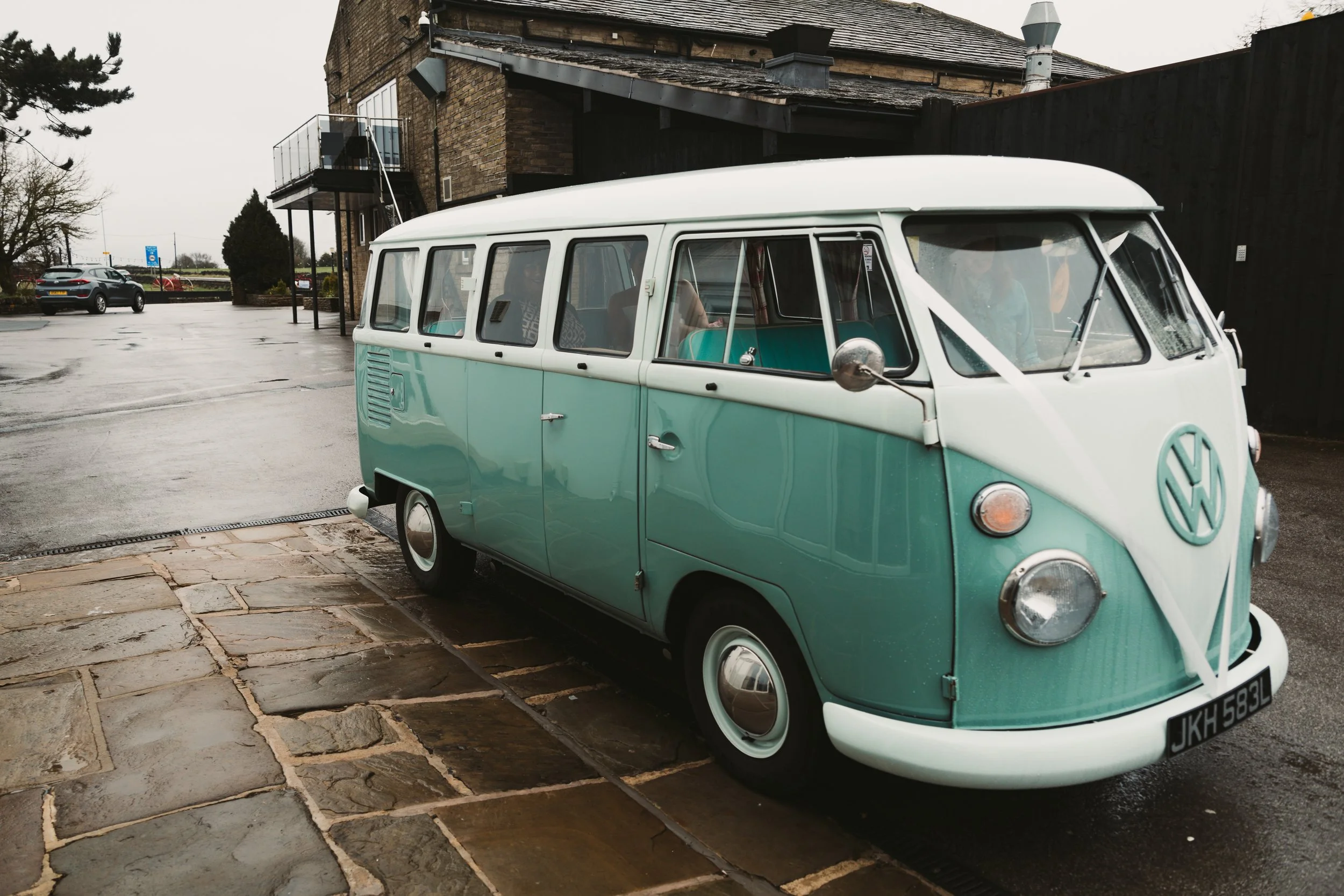 moorlands inn wedding photographer halifax west yorkshire photography