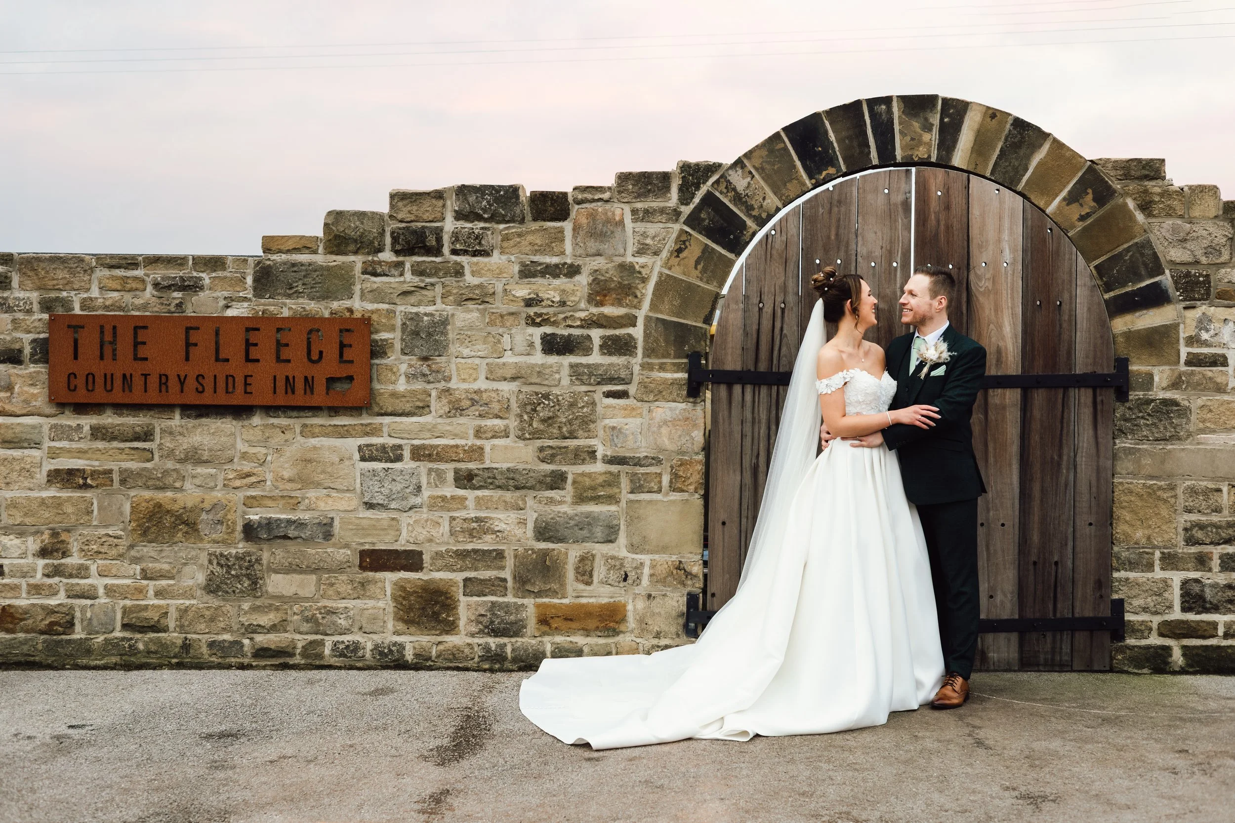 the fleece countryside inn wedding photography Halifax