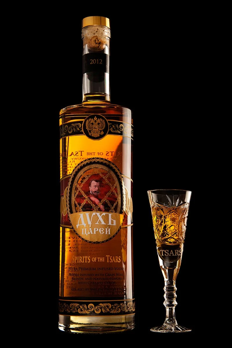 TSARS Bottle_Glass_Black_Flat.JPG