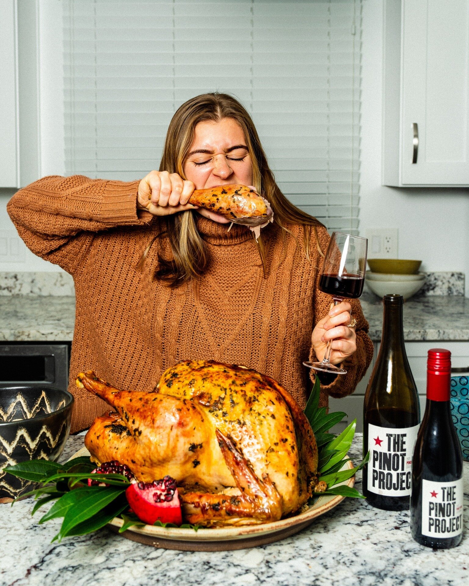 Gobble Gobble! Happy Thanksgiving to you and your loved ones 🦃🍷