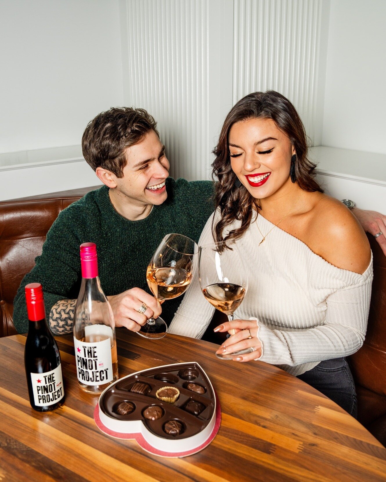 Uncork some love this Valentine's Day with a glass of Pinot 🍷🍫