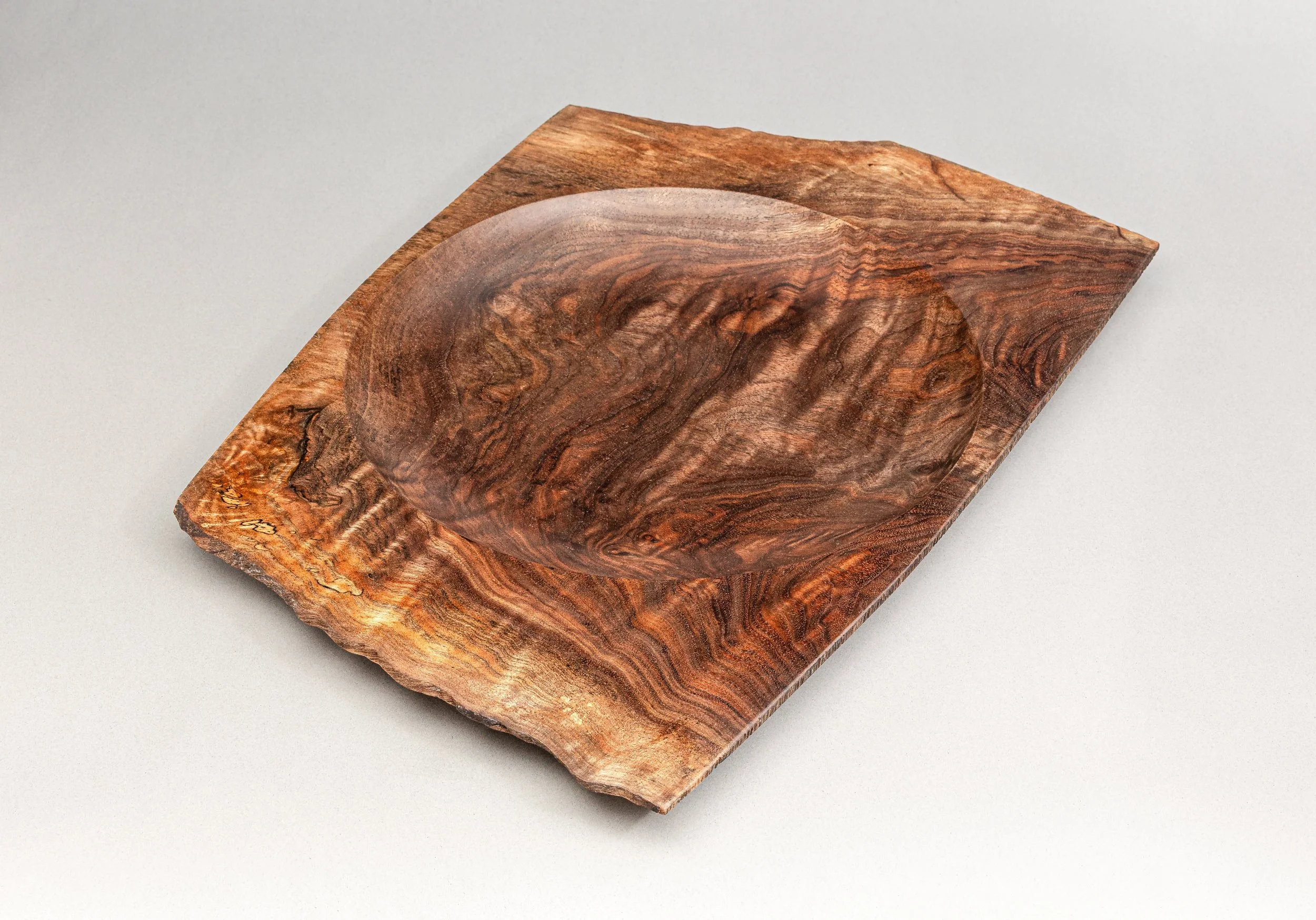 178C_walnut-platter-with-curly-grain_2500x1748.jpg