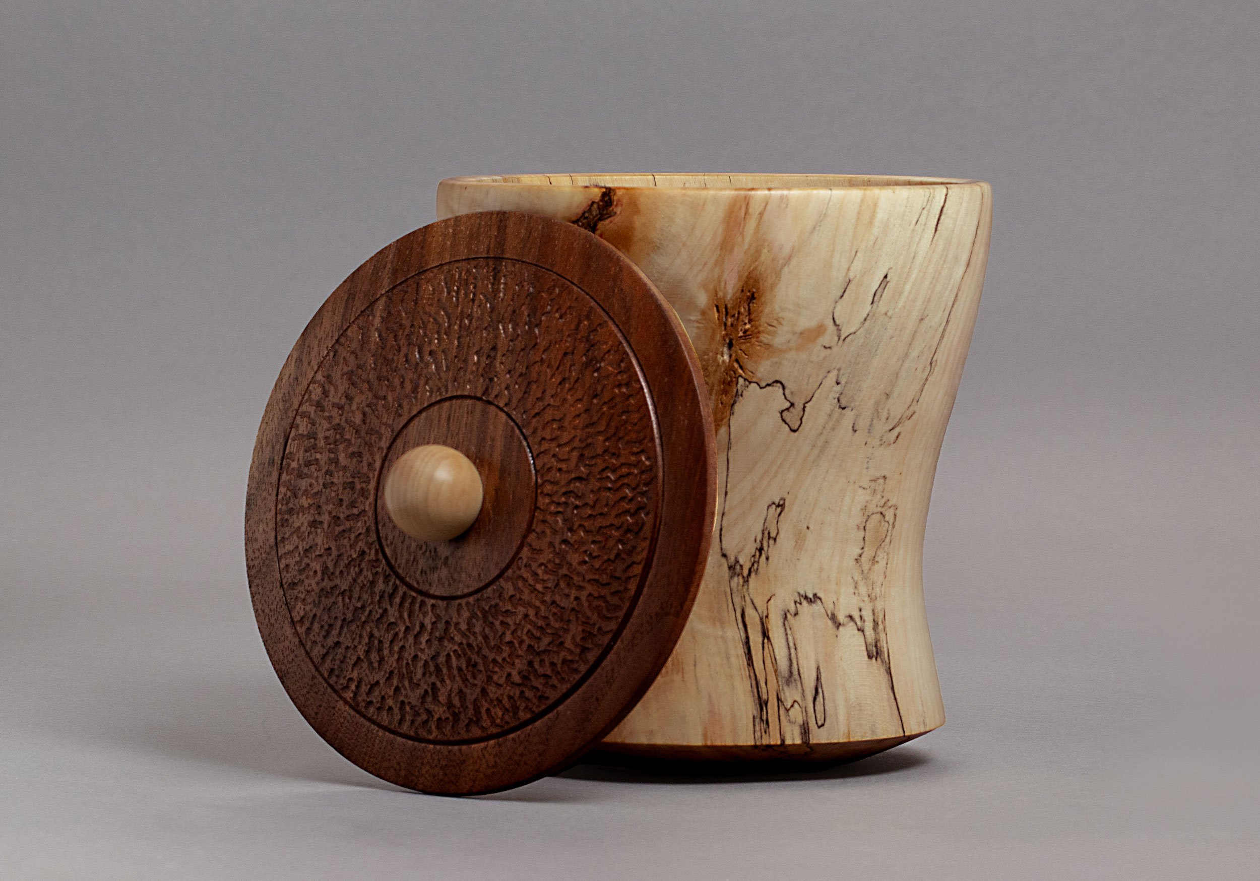 088C_box-elder_texture-lid-off_2500x1748.jpg