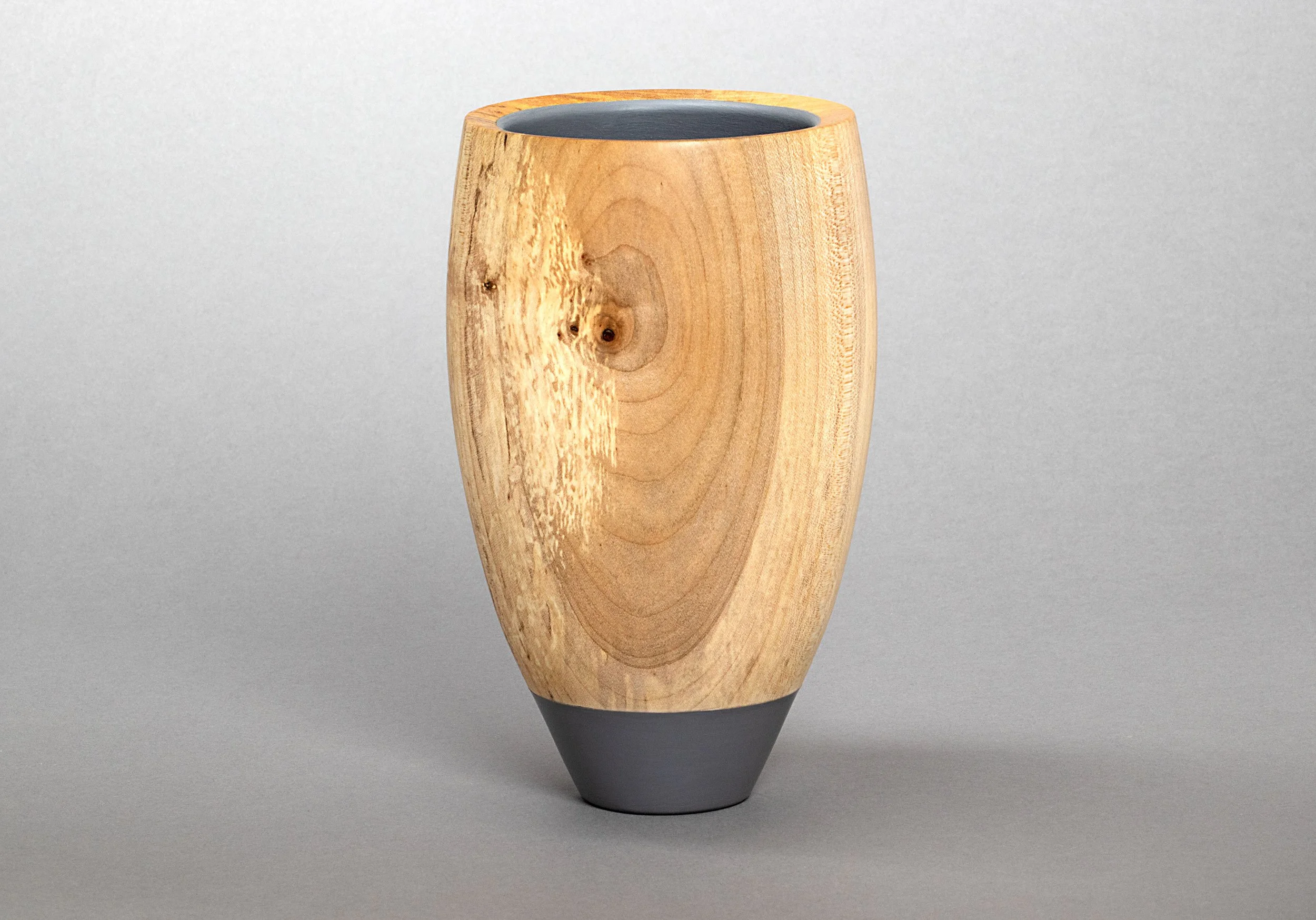 041C_maple-vase-grey-base-and-inerior_2500x1748.jpg