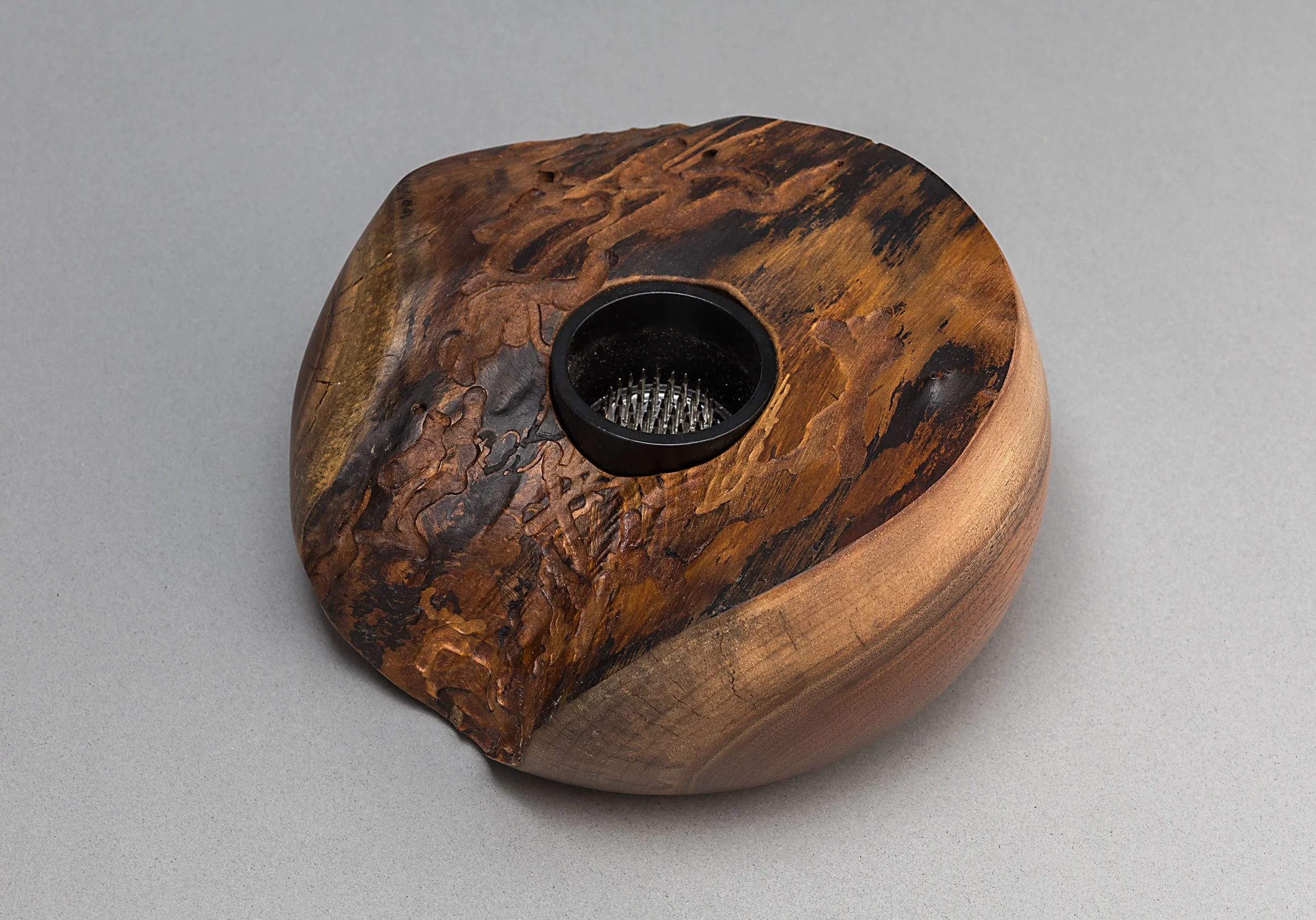 169E_walnut-natural-edge-ikebana-vase.jpg