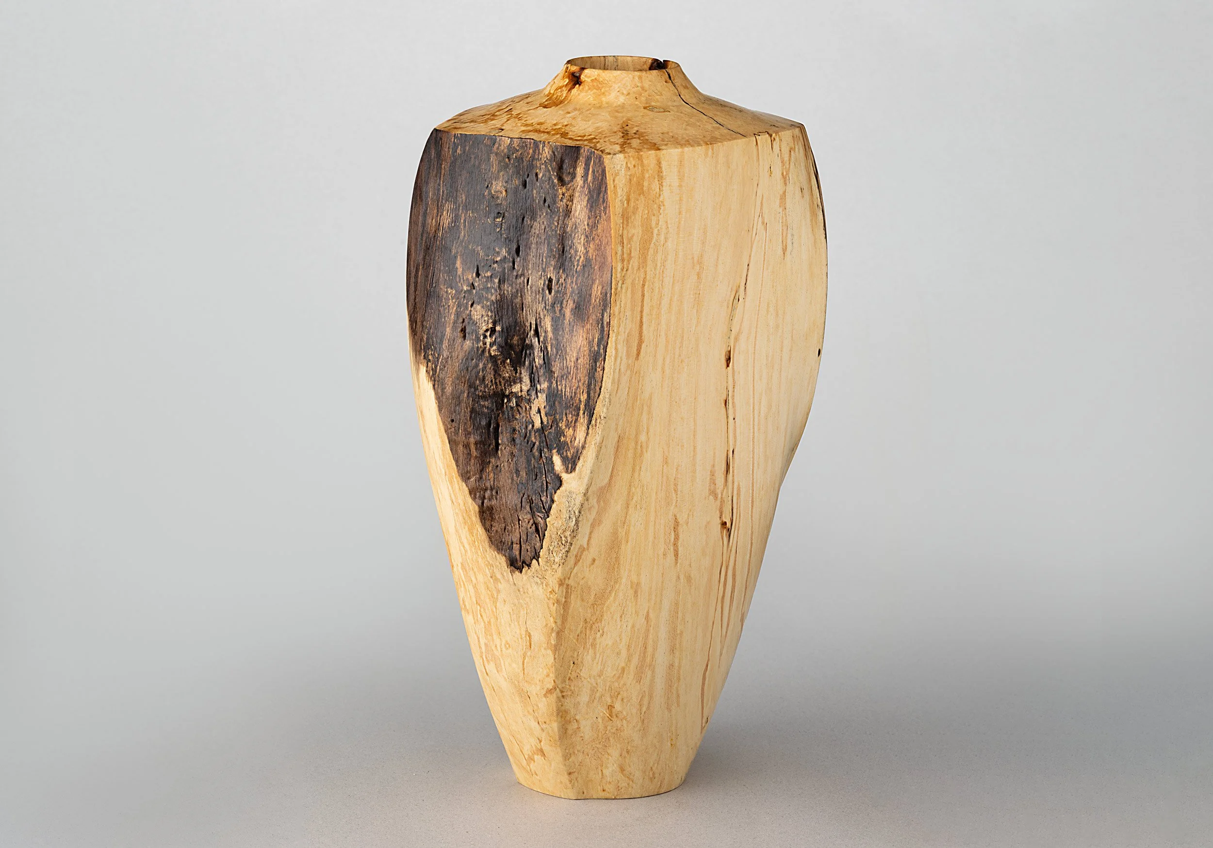 192C_maple-vase-carved_2500x1748.jpg