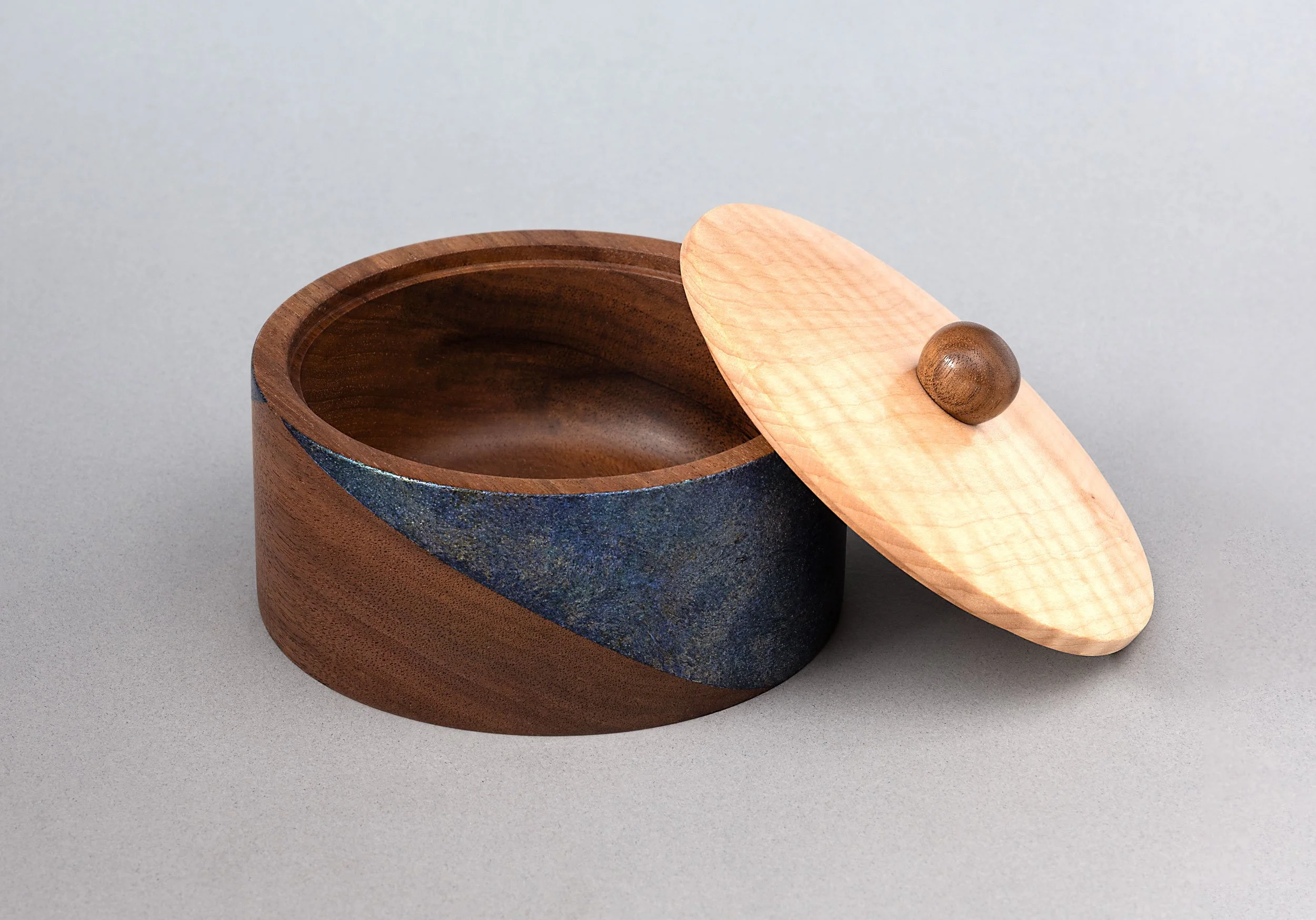 187B_walnut-box-curly-maple-lid_2500x1748.jpg