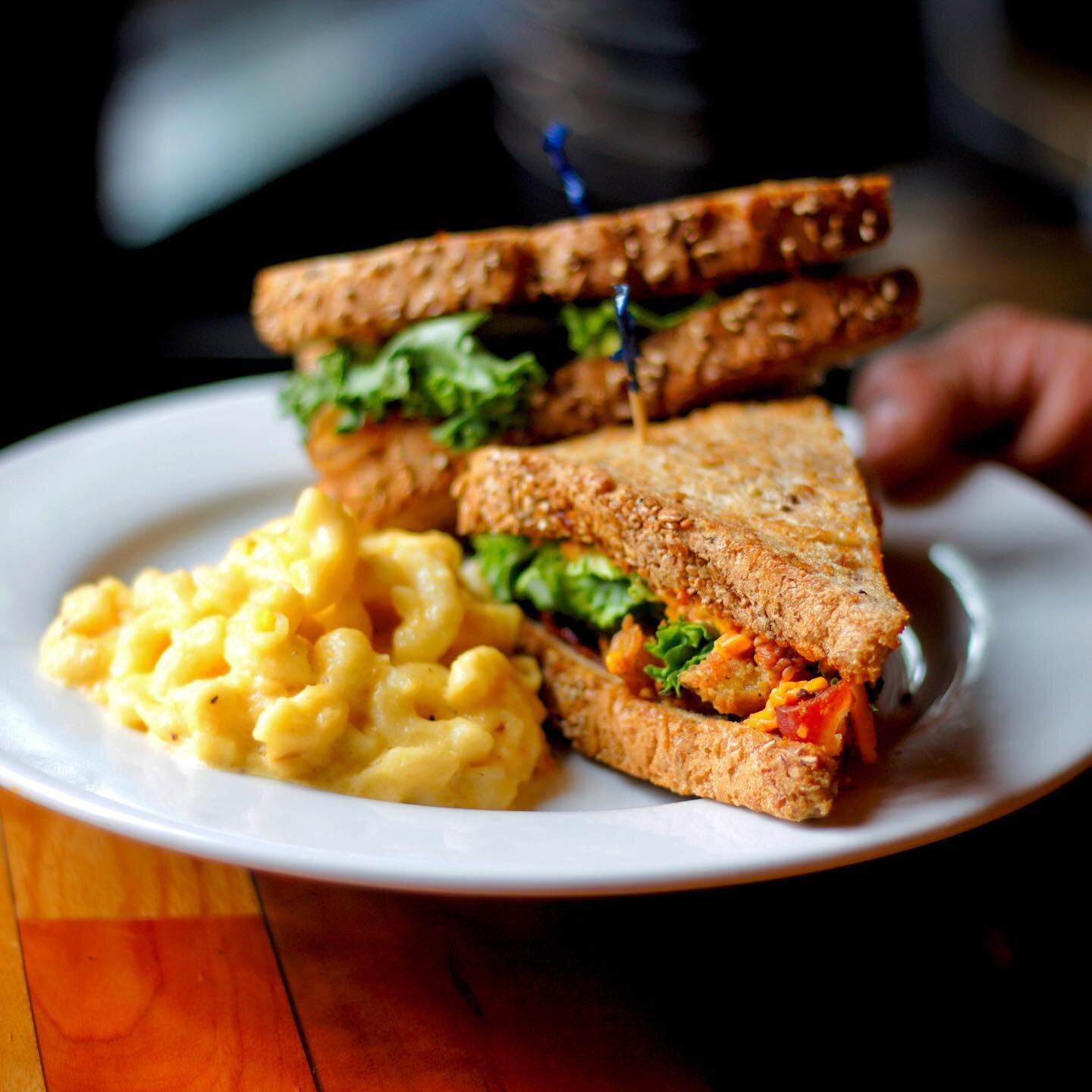 Bacon ✔️ Lettuce ✔️ Fried Green Tomato ✔️ Avocado ✔️
And, of course, Mac &amp; Cheese!
#ThePlaceAthens
#AthensGa