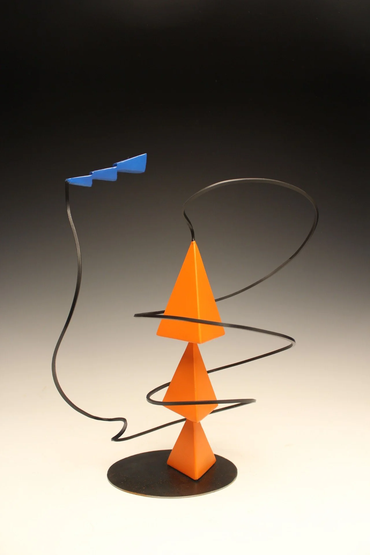 LOT 17 | Richard Swanson
Loopity Loo
2017
painted steel
Estimate: $2000 – $2500
100% donation from the artist