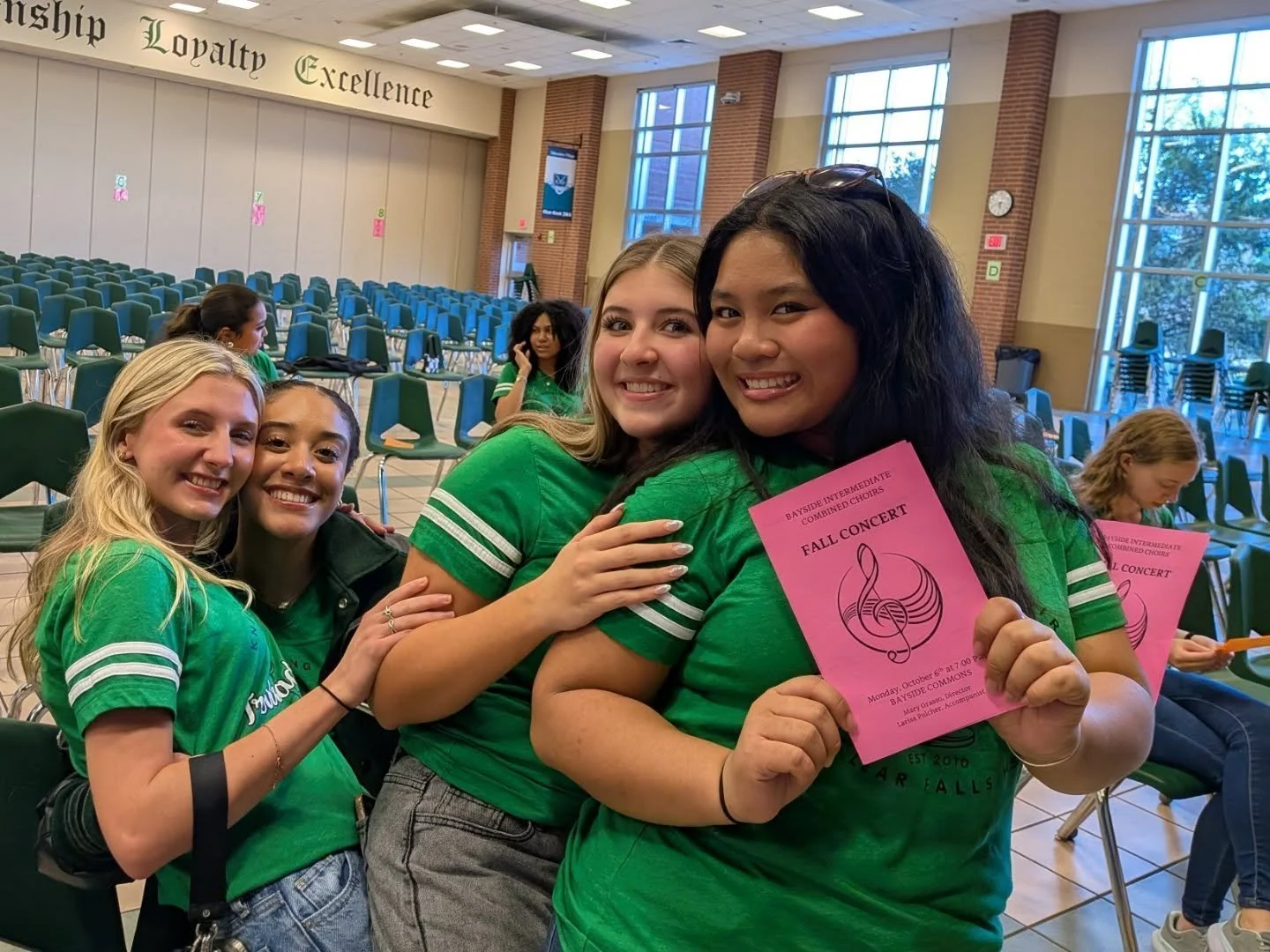 💚🎃🎶 October Photo Dump from Concerts, Rehearsals, Parties, Region, and our Troubadors' First Gig of the Season! 💚🎃🎶