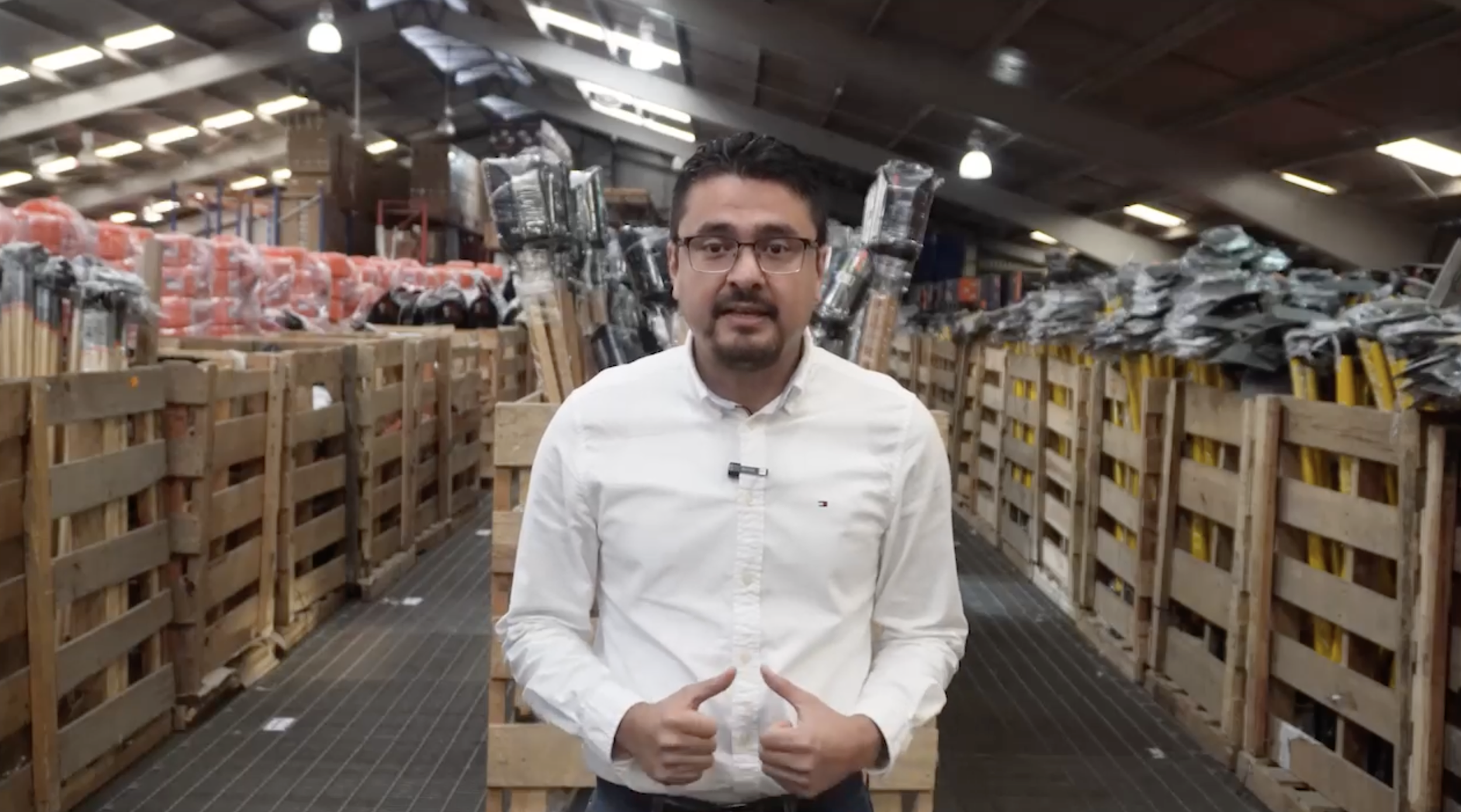 Aprende de ciberseguridad con Dennys Veliz, nuestro gerente de operaciones IT