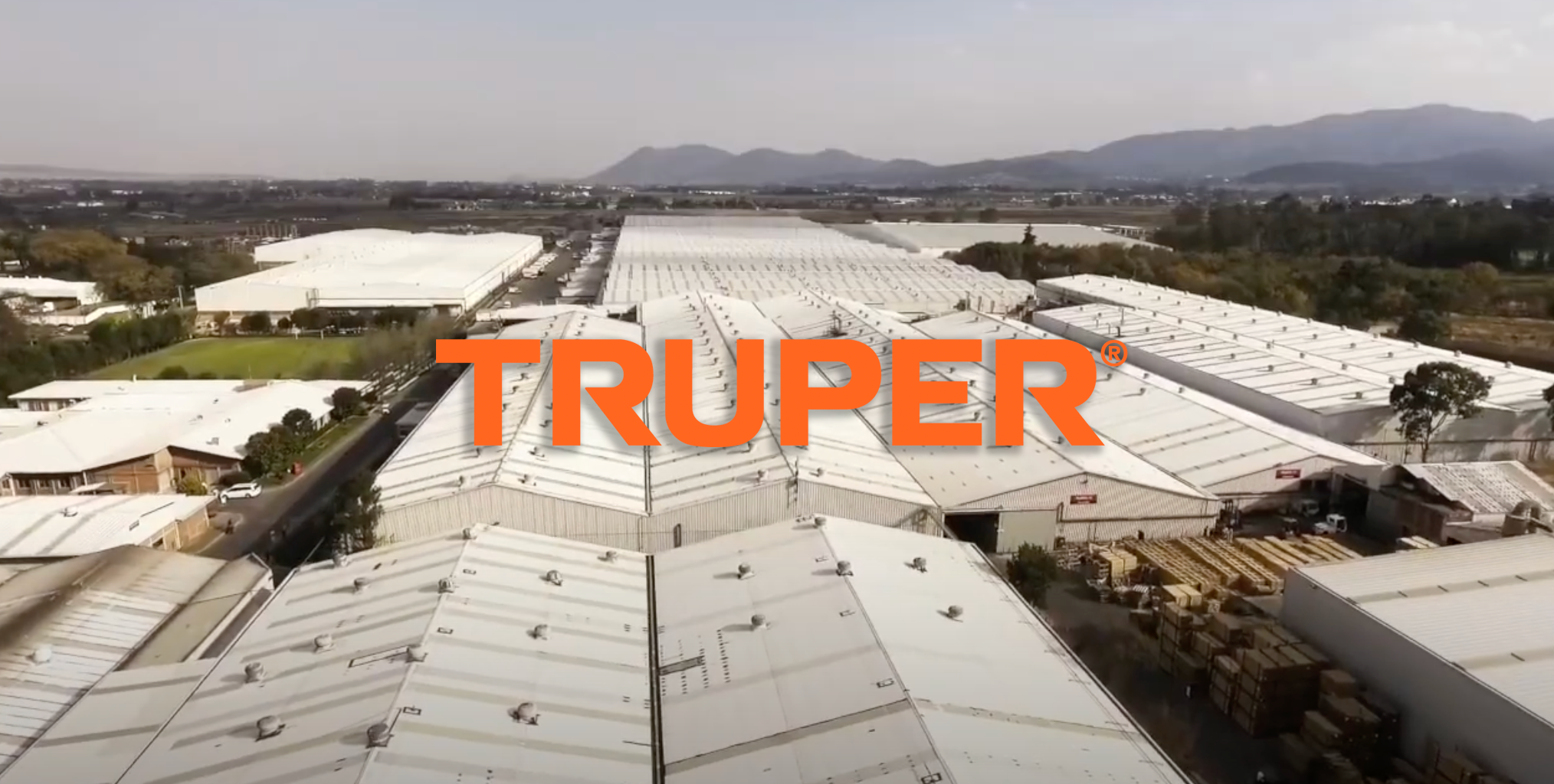 Te invitamos a un recorrido por la planta de producción de TRUPER