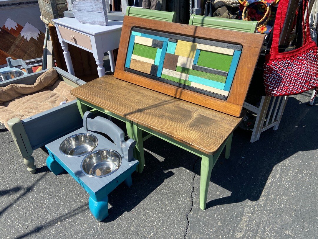 I'm switching from creating blog posts for Long Beach Antique Flea Market to having a webpage gallery dedicated to the photos I take :)

www.GeoffBDesign.com/long-beach-flea-market

#longbeachca #longbeach #antique #fleamarket #thrift #vintage