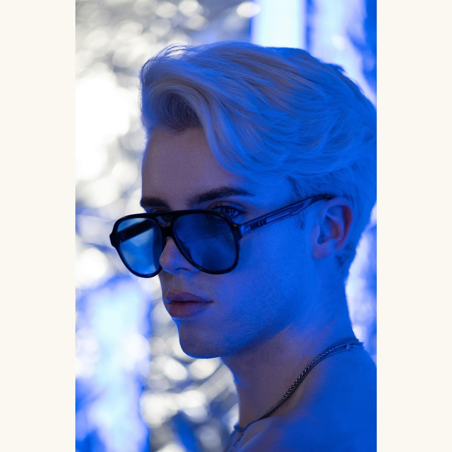 Ian Home, Los Angeles, 2024

#portrait #photography #cinematic #film #luxury #hollywood #losangeles #goldenera #classic #glamour #artdeco #noir #oldhollywood #headshots #model #beauty #music #musician #artist #singer