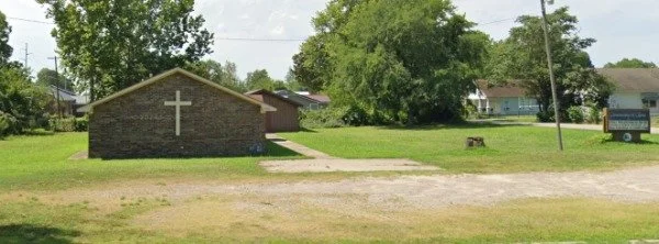 4900 Spradling exterior