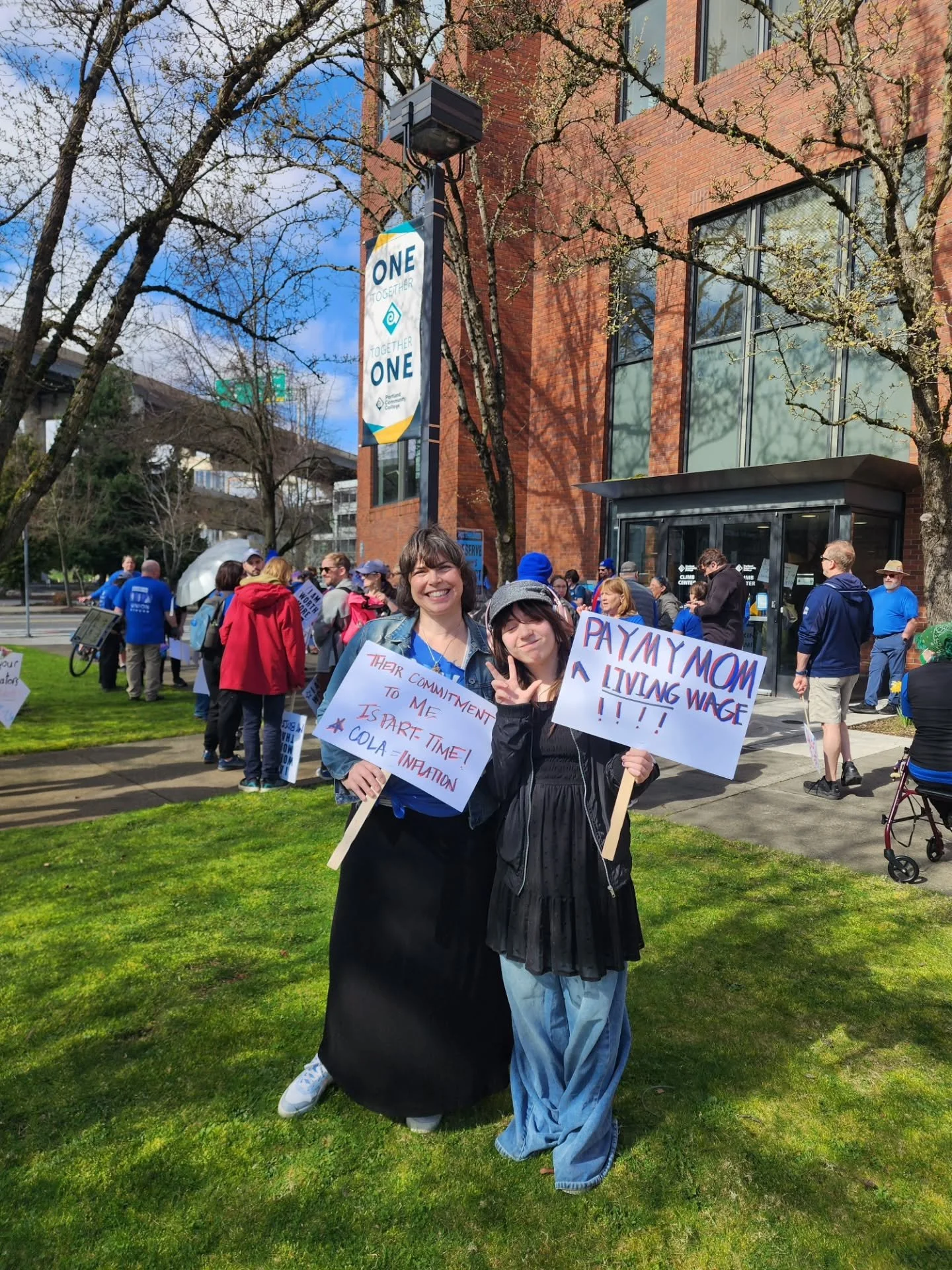The rally today was ❤️&zwj;🔥❤️&zwj;🔥❤️&zwj;🔥❤️&zwj;🔥
.
PCC is #strikeready ✊🩵💙
.
@_pccffap_ @pccfce @savemsa.pcc